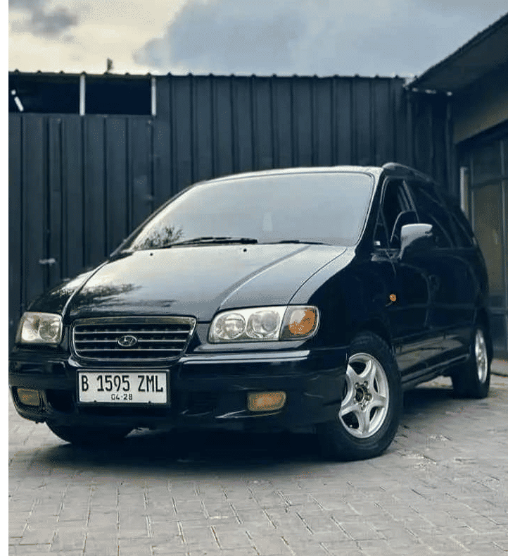 2001 Hyundai Trajet GLS 2.0L AT 2001 Hyundai Trajet GLS 2.0L AT