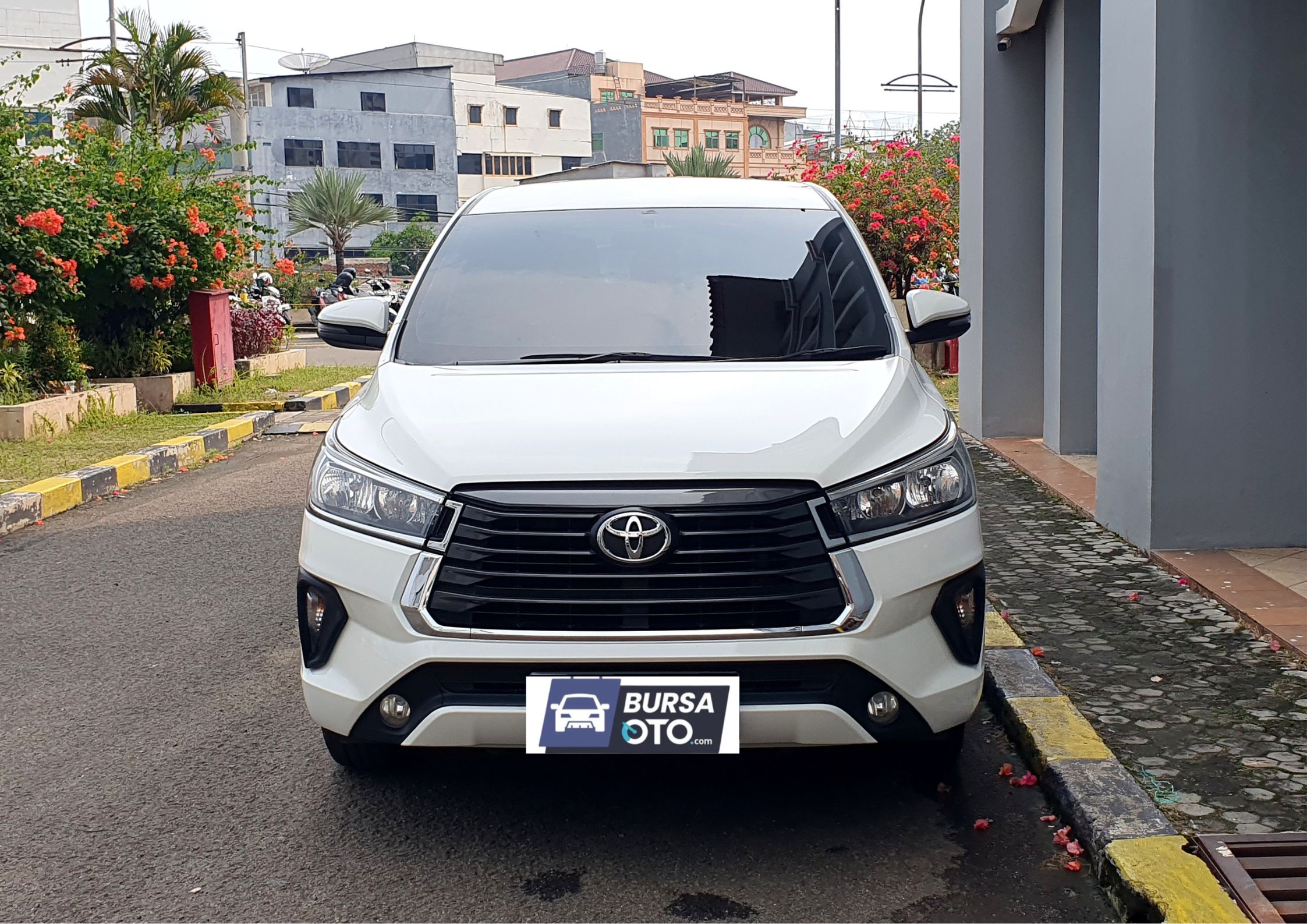 2021 Toyota Kijang Innova Bekas 2021 Toyota Kijang Innova Bekas