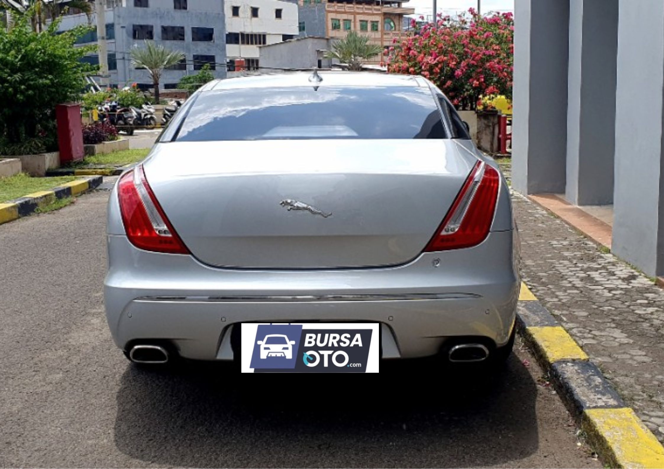 2013 Jaguar XJL 2013 Jaguar XJL