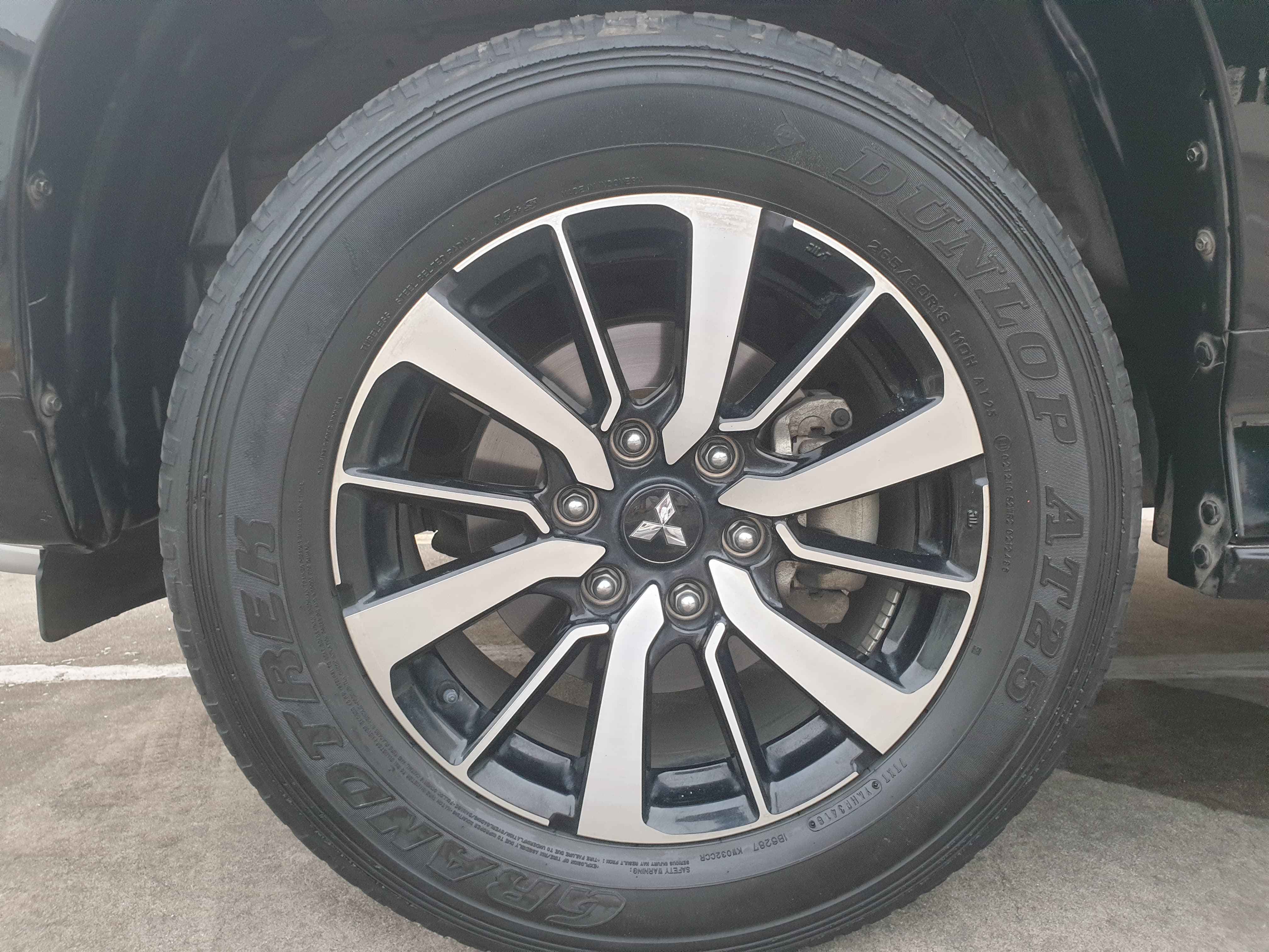 2019 Mitsubishi Pajero Sport 2019 Mitsubishi Pajero Sport