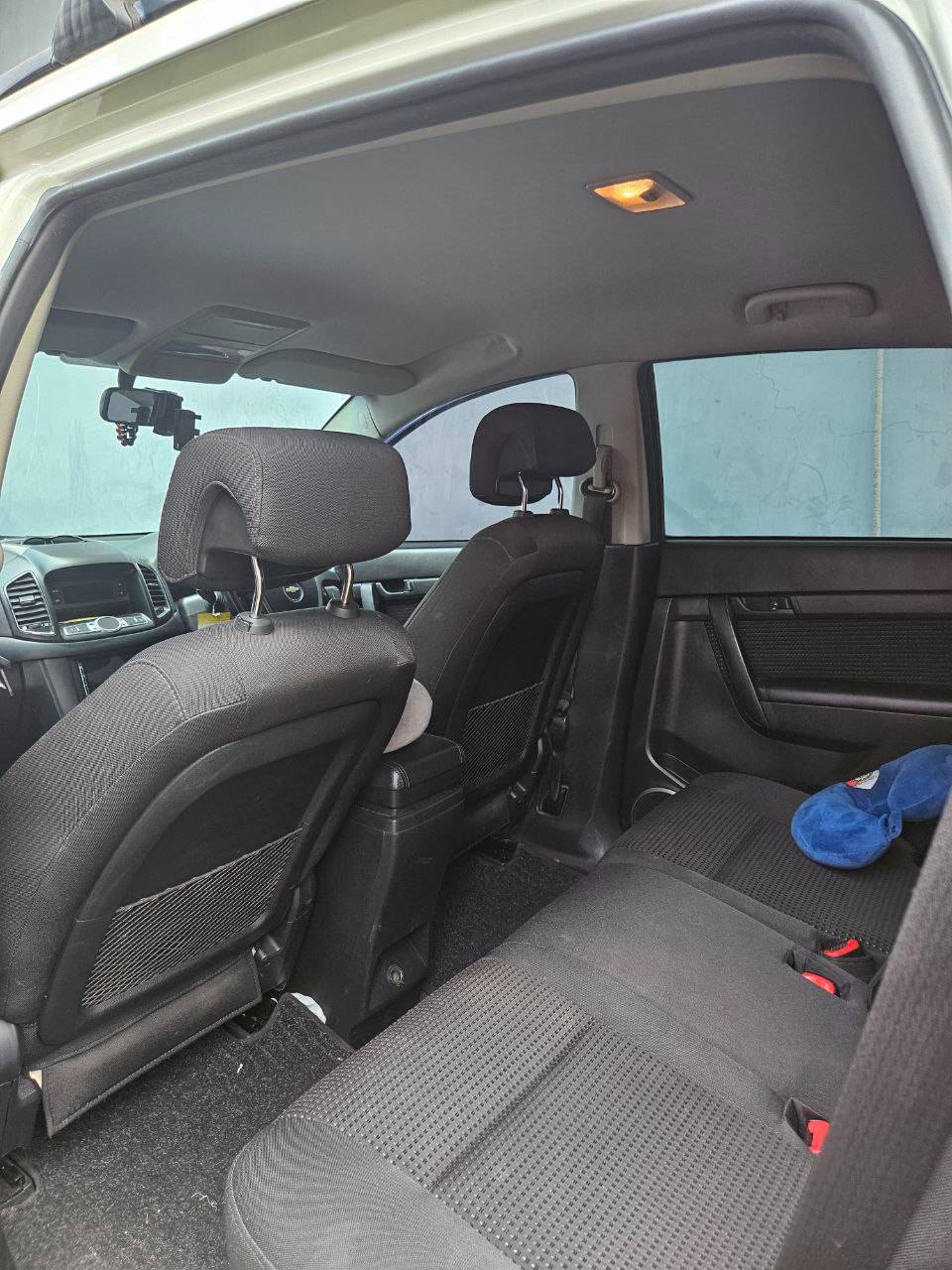 2011 Chevrolet Captiva  2.0 Diesel AT FWD 2011 Chevrolet Captiva  2.0 Diesel AT FWD