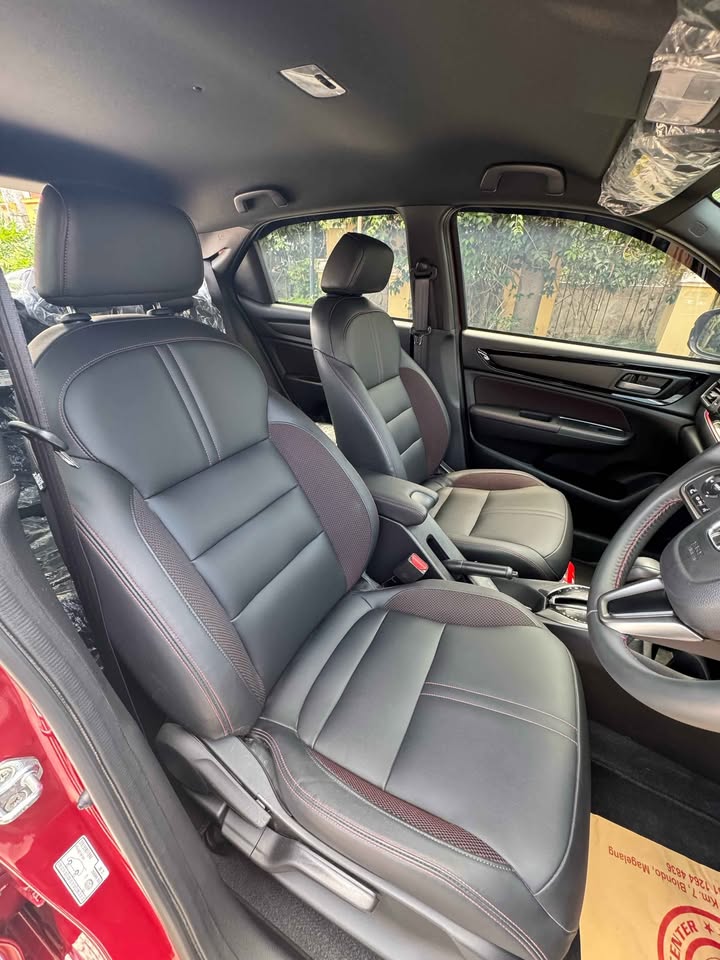 2024 Honda WR-V RS With Honda Sensing 2024 Honda WR-V RS With Honda Sensing