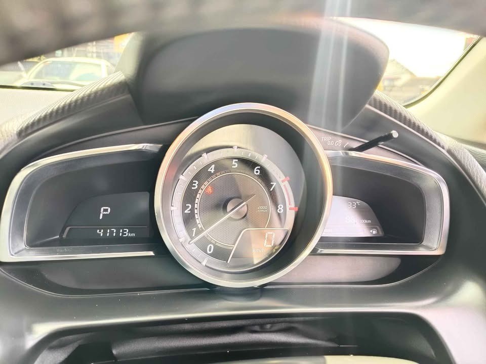 2016 Mazda 2 Hatchback GT 1.5L AT 2016 Mazda 2 Hatchback GT 1.5L AT