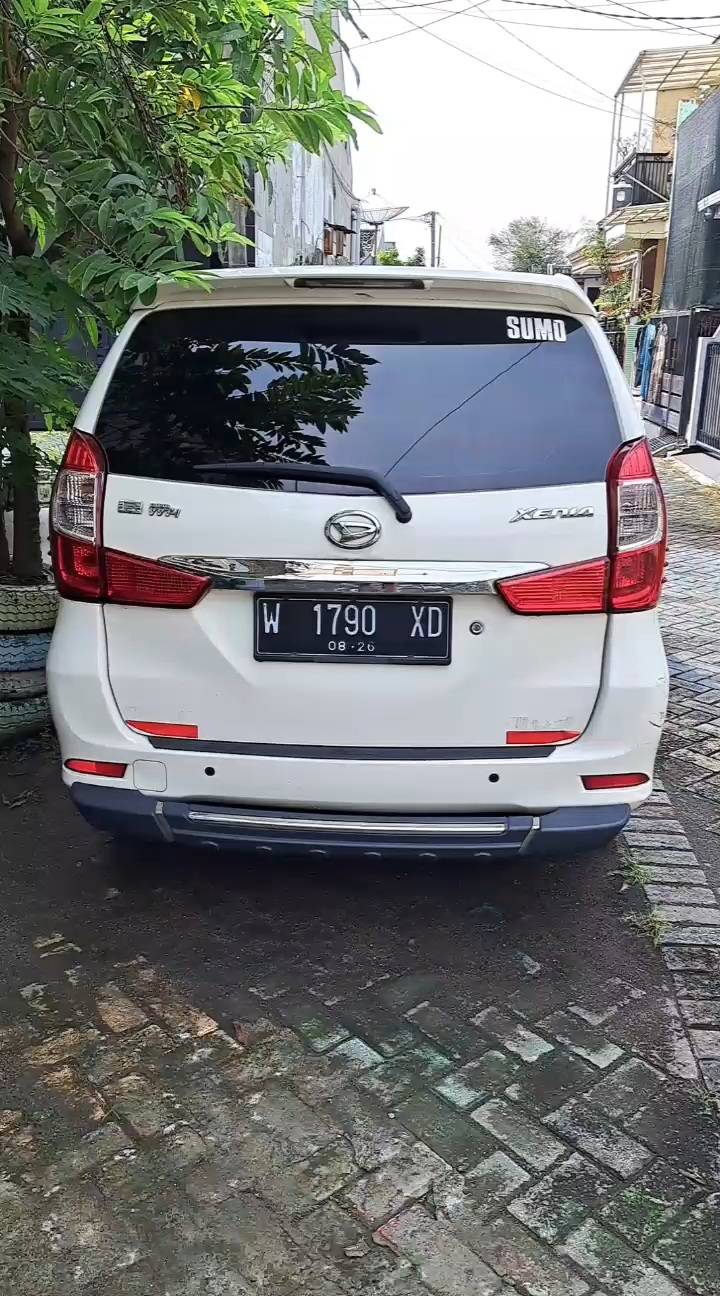 2016 Daihatsu Xenia  R VVTI 1.3 AT 2016 Daihatsu Xenia  R VVTI 1.3 AT