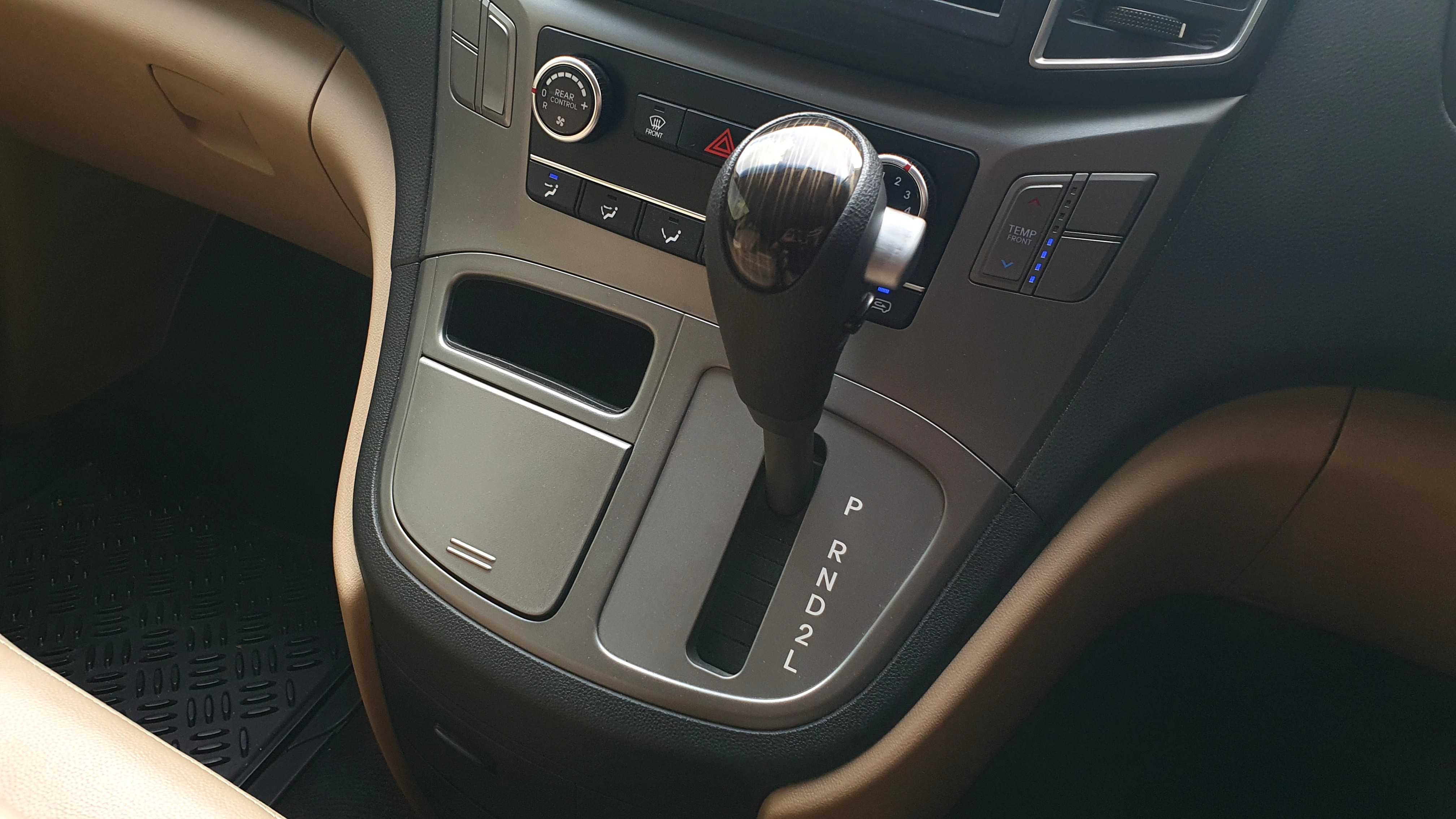 2018 Hyundai H1  Xg Gas Next Gen 2018 Hyundai H1  Xg Gas Next Gen