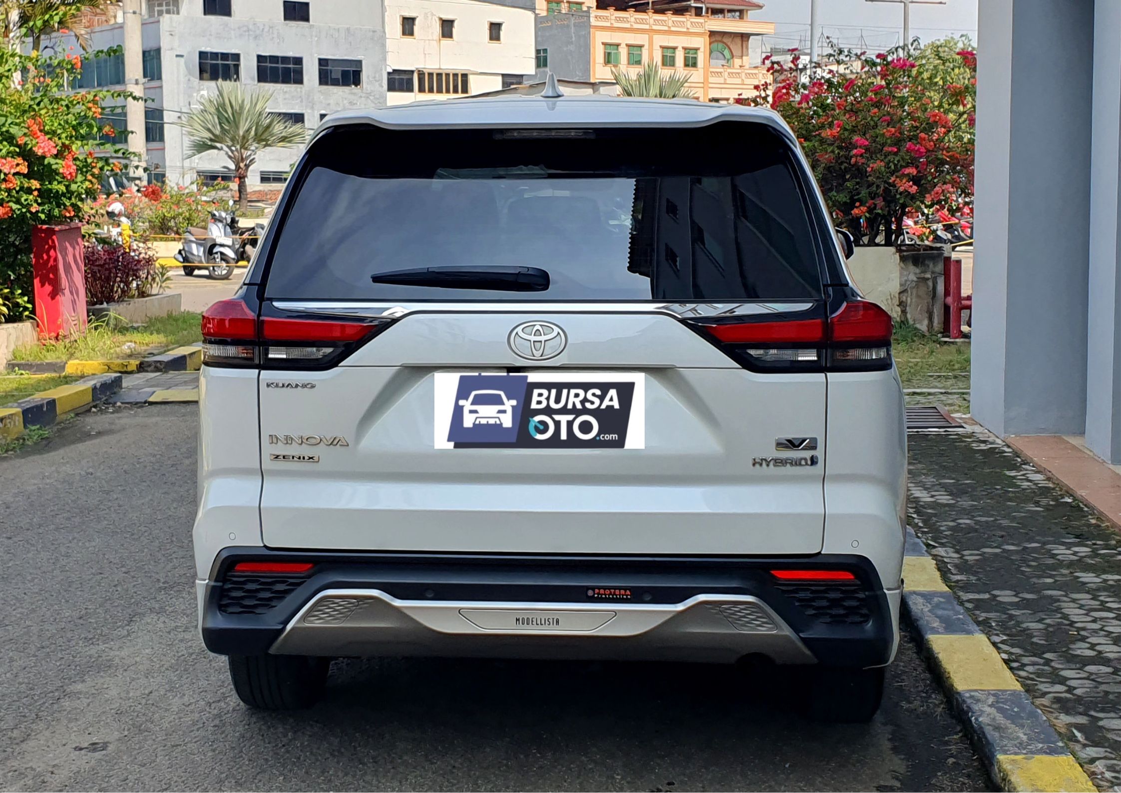 2024 Toyota Kijang Innova Zenix Hybrid EV 2024 Toyota Kijang Innova Zenix Hybrid EV