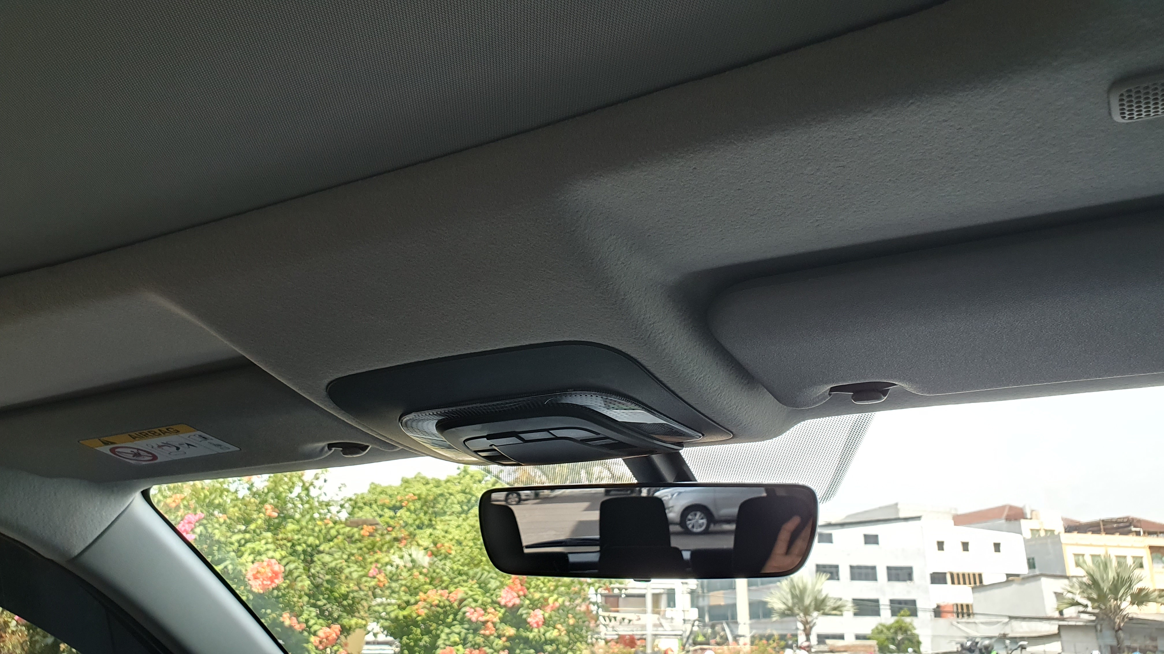 2024 Toyota Kijang Innova Zenix Hybrid EV 2024 Toyota Kijang Innova Zenix Hybrid EV