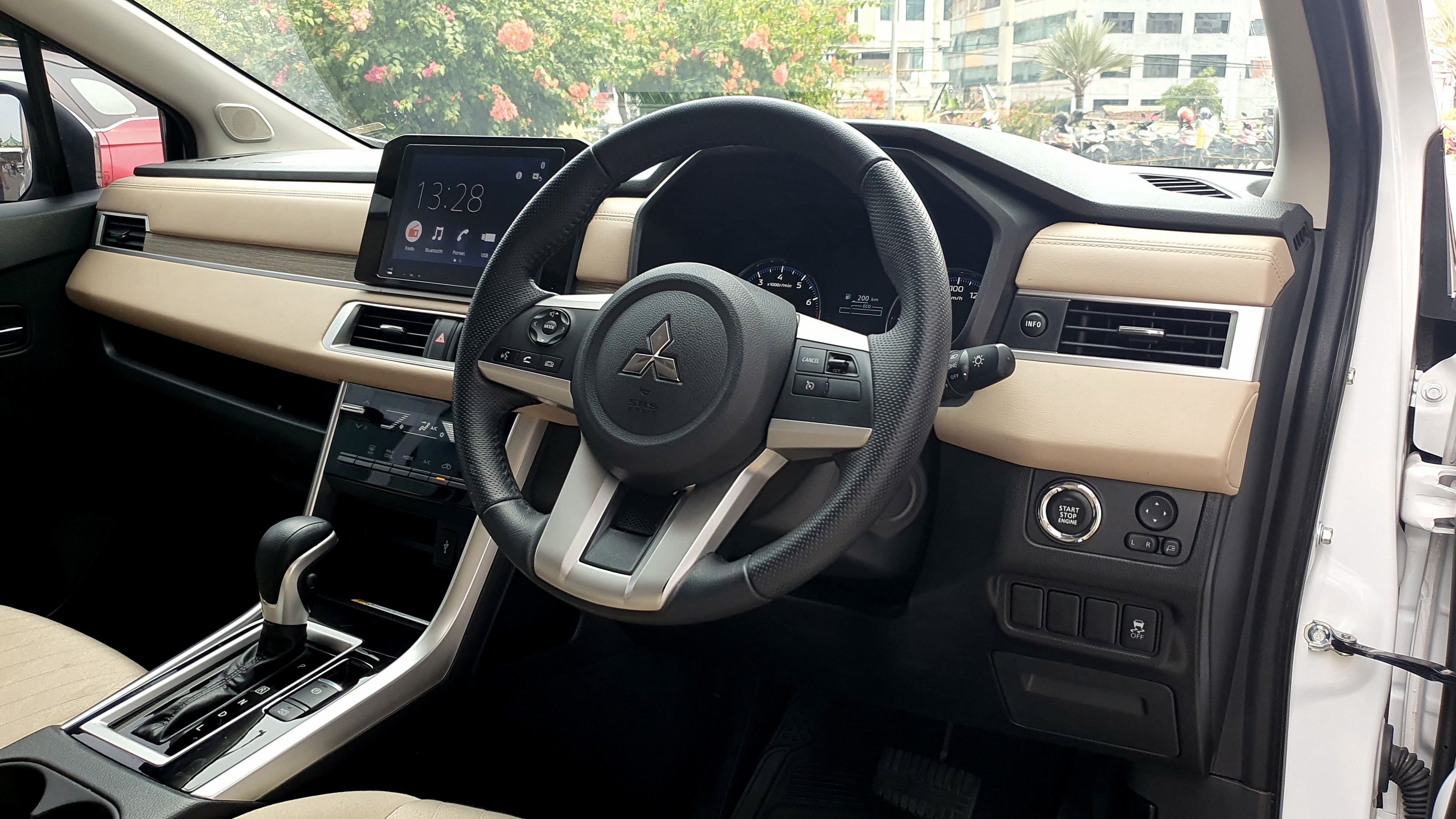 2023 Mitsubishi Xpander 2023 Mitsubishi Xpander