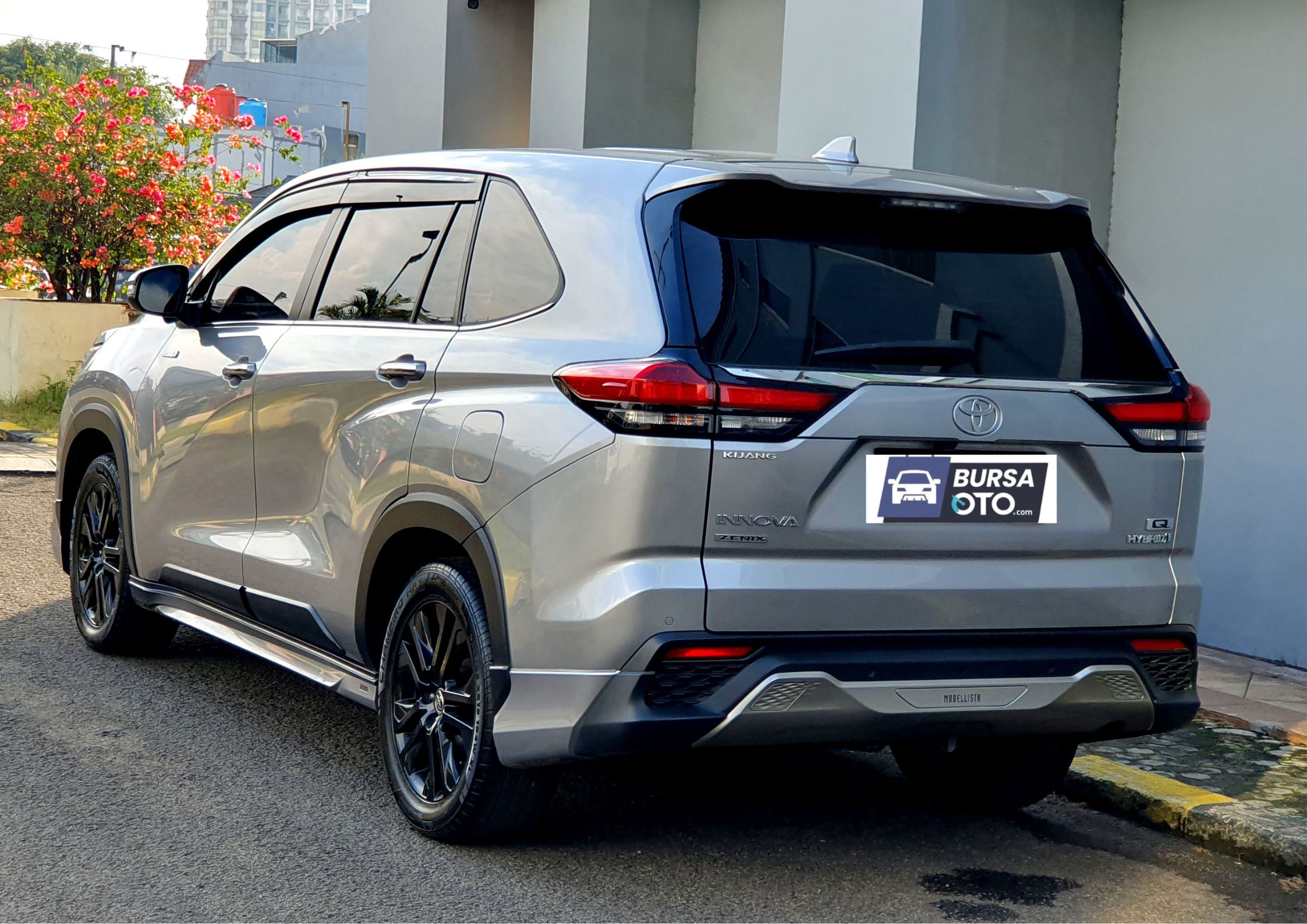 2023 Toyota Kijang Innova Zenix Hybrid EV 2023 Toyota Kijang Innova Zenix Hybrid EV