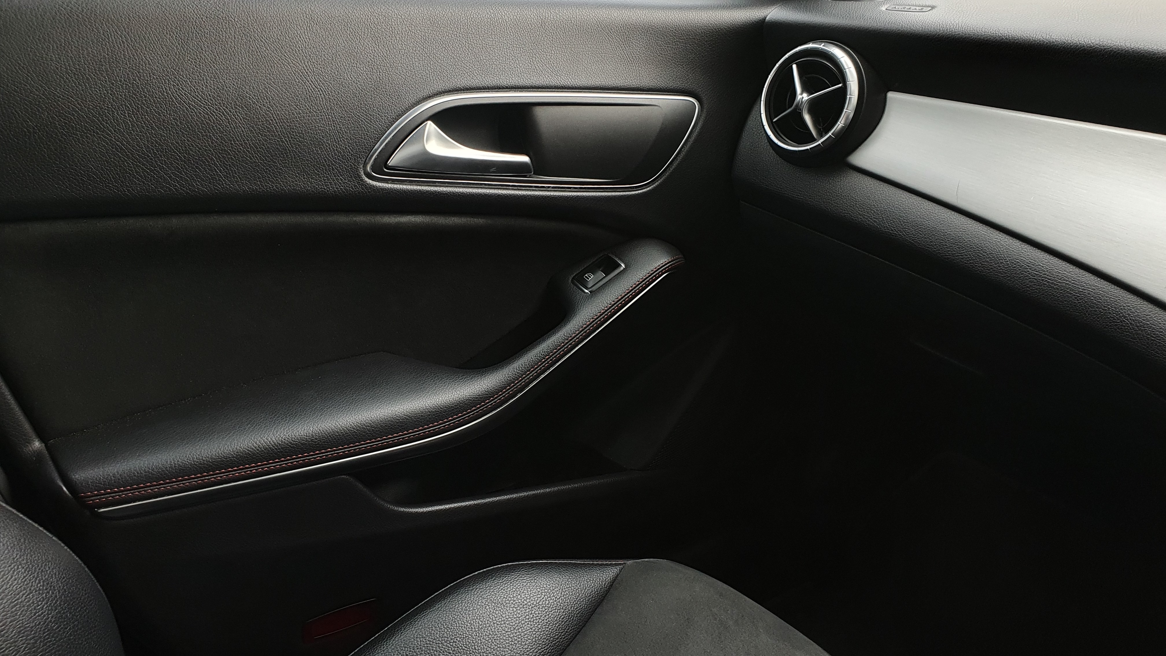 2015 Mercedes Benz CLA-Class 2015 Mercedes Benz CLA-Class