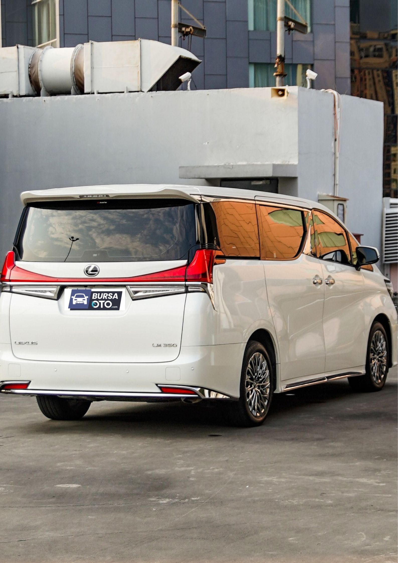 2022 Lexus LM 2022 Lexus LM