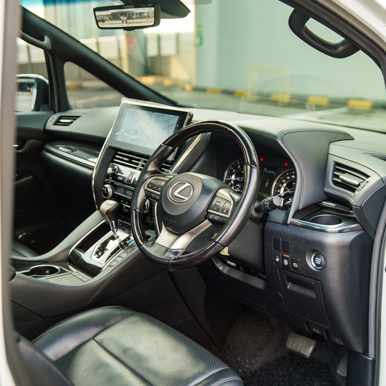 2022 Lexus LM 2022 Lexus LM