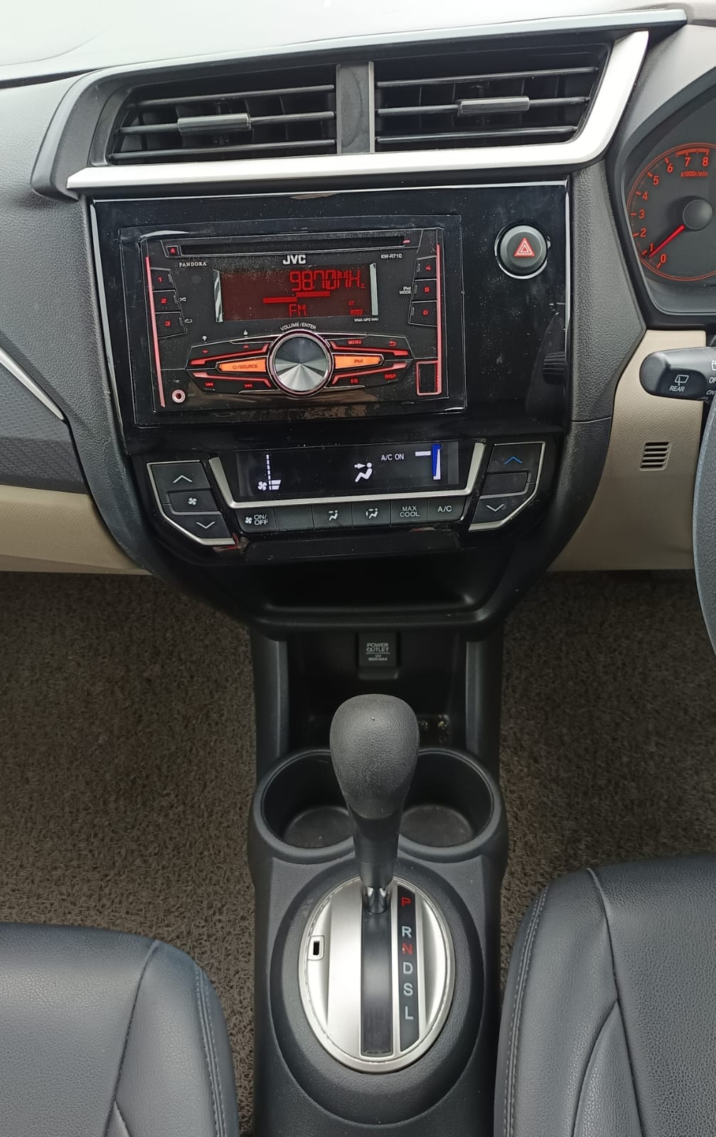 2016 Honda Brio 2016 Honda Brio