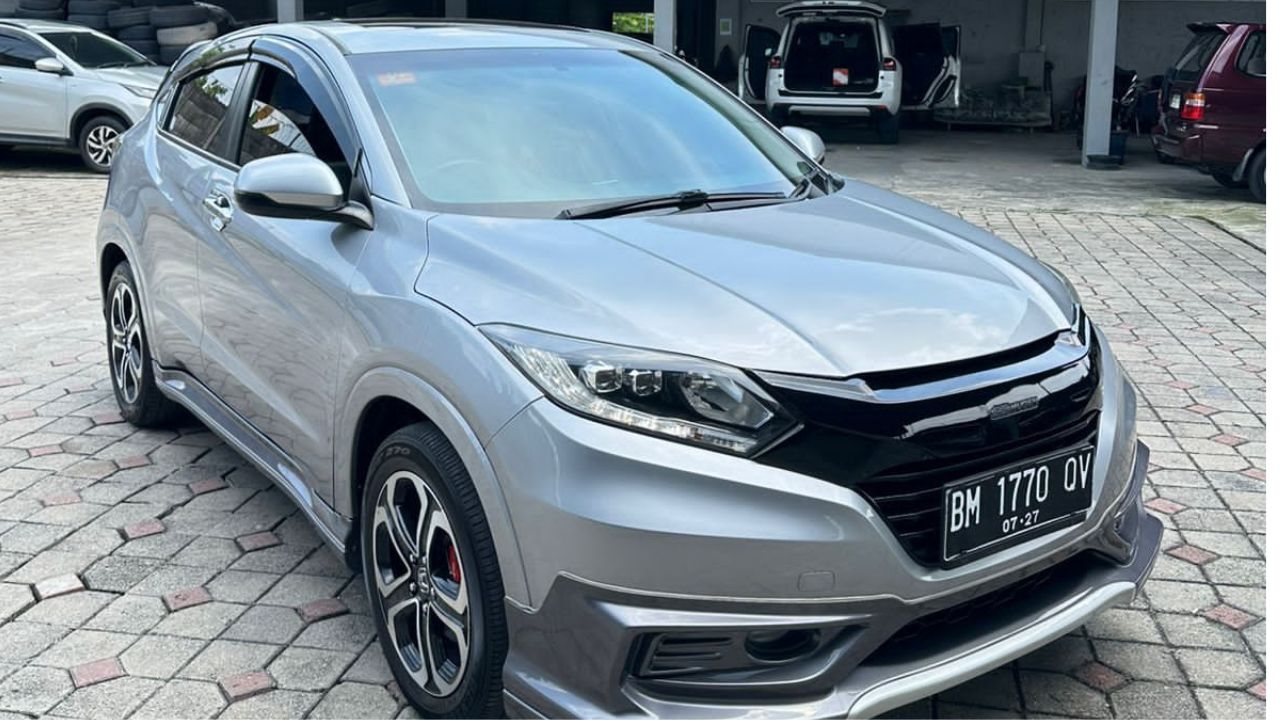 2017 Honda HRV  1.8L PRESTIGE CVT 2017 Honda HRV  1.8L PRESTIGE CVT