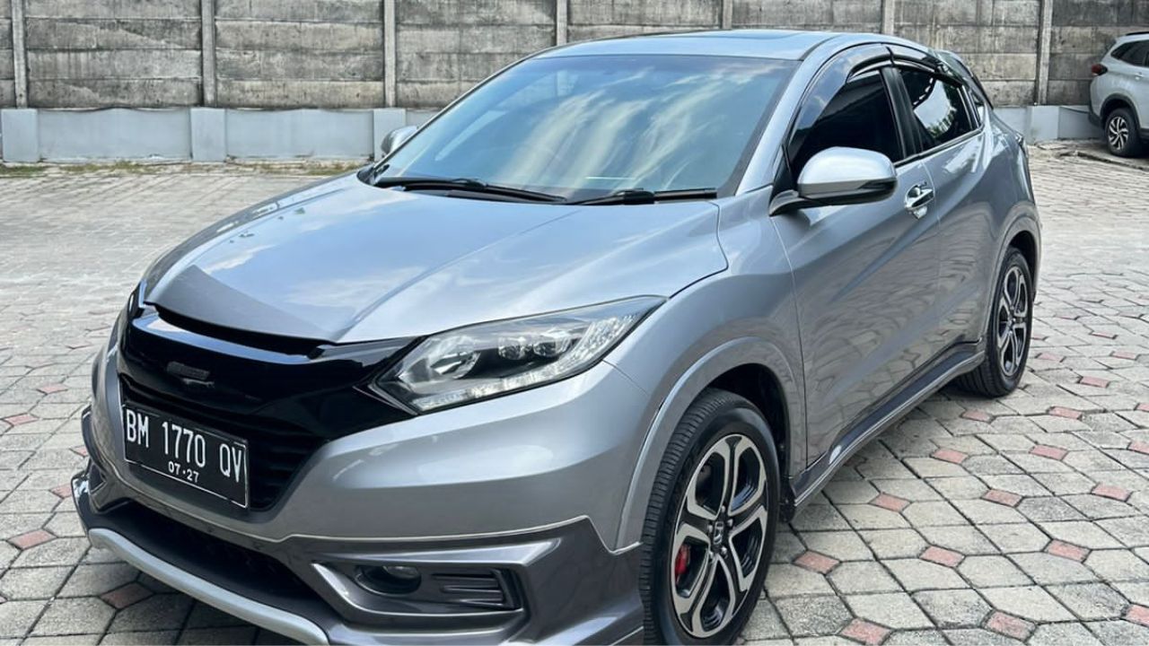 2017 Honda HRV  1.8L PRESTIGE CVT 2017 Honda HRV  1.8L PRESTIGE CVT