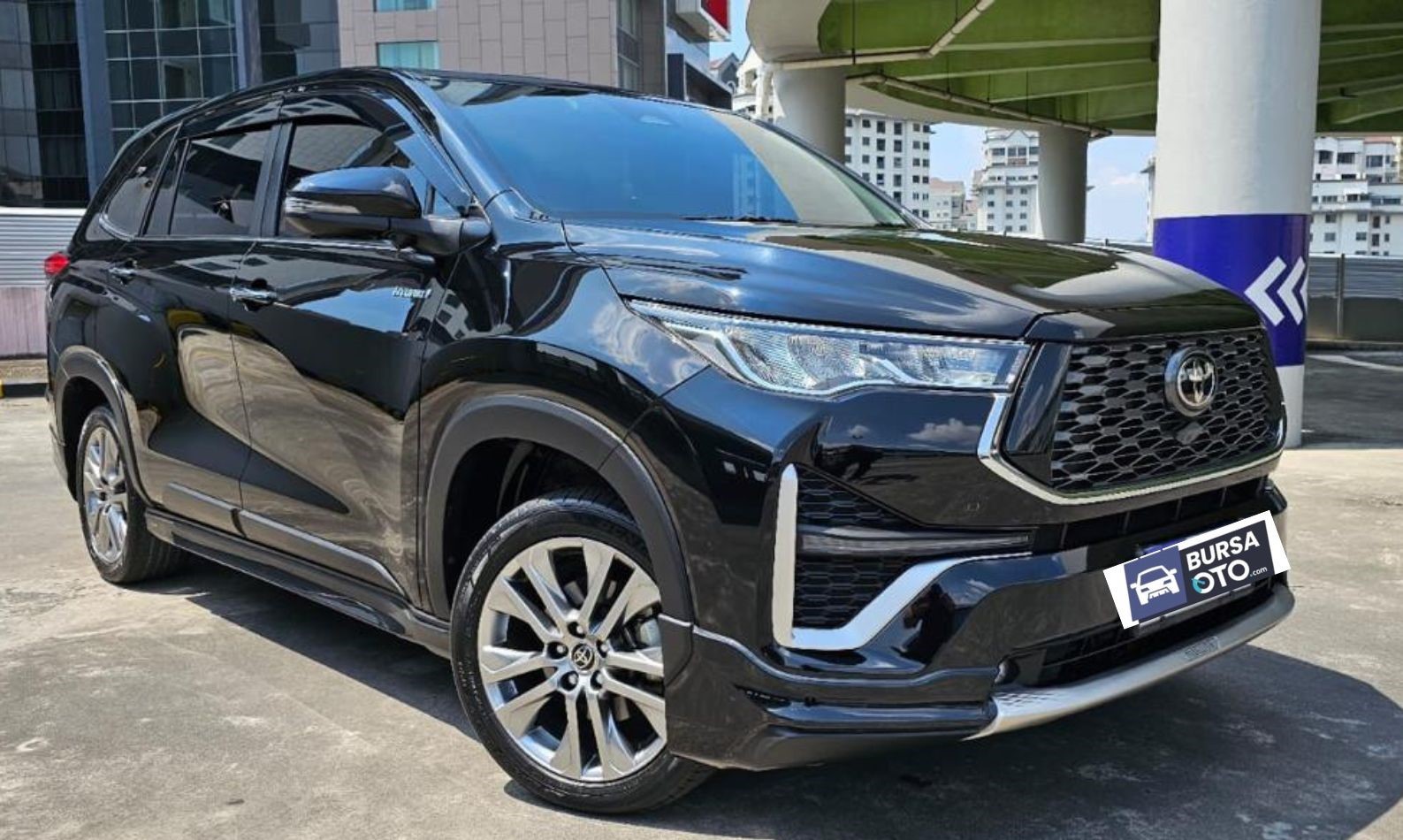 2023 Toyota Kijang Innova Zenix Hybrid EV 2023 Toyota Kijang Innova Zenix Hybrid EV