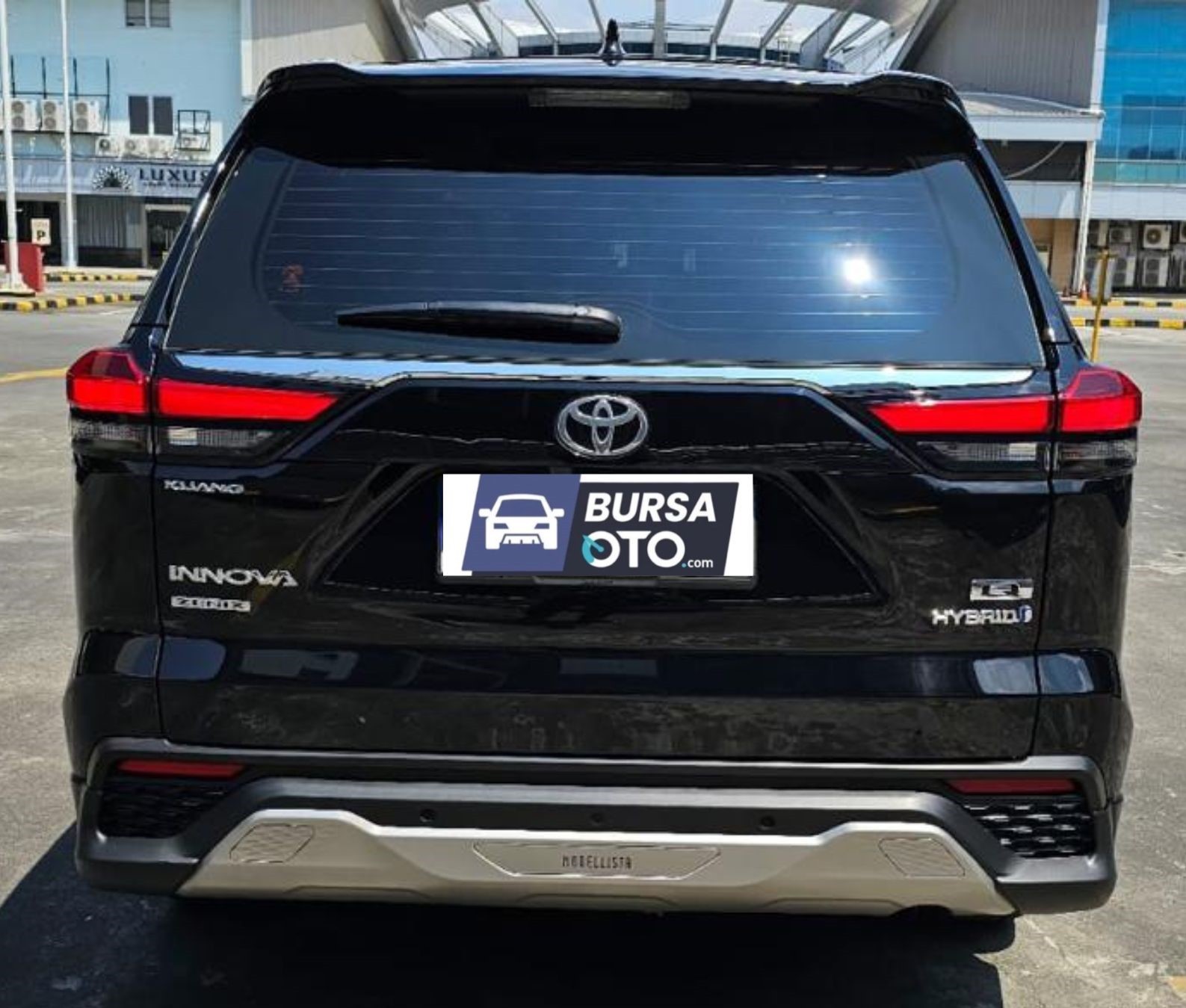 2023 Toyota Kijang Innova Zenix Hybrid EV 2023 Toyota Kijang Innova Zenix Hybrid EV