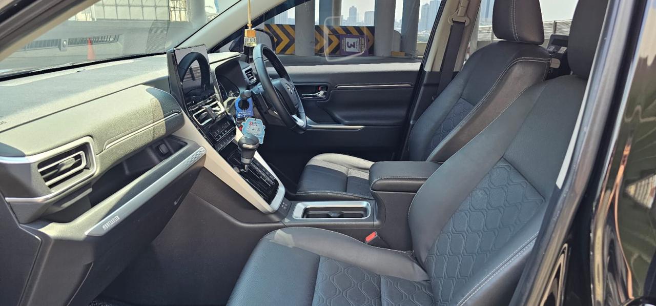 2023 Toyota Kijang Innova Zenix Hybrid EV 2023 Toyota Kijang Innova Zenix Hybrid EV