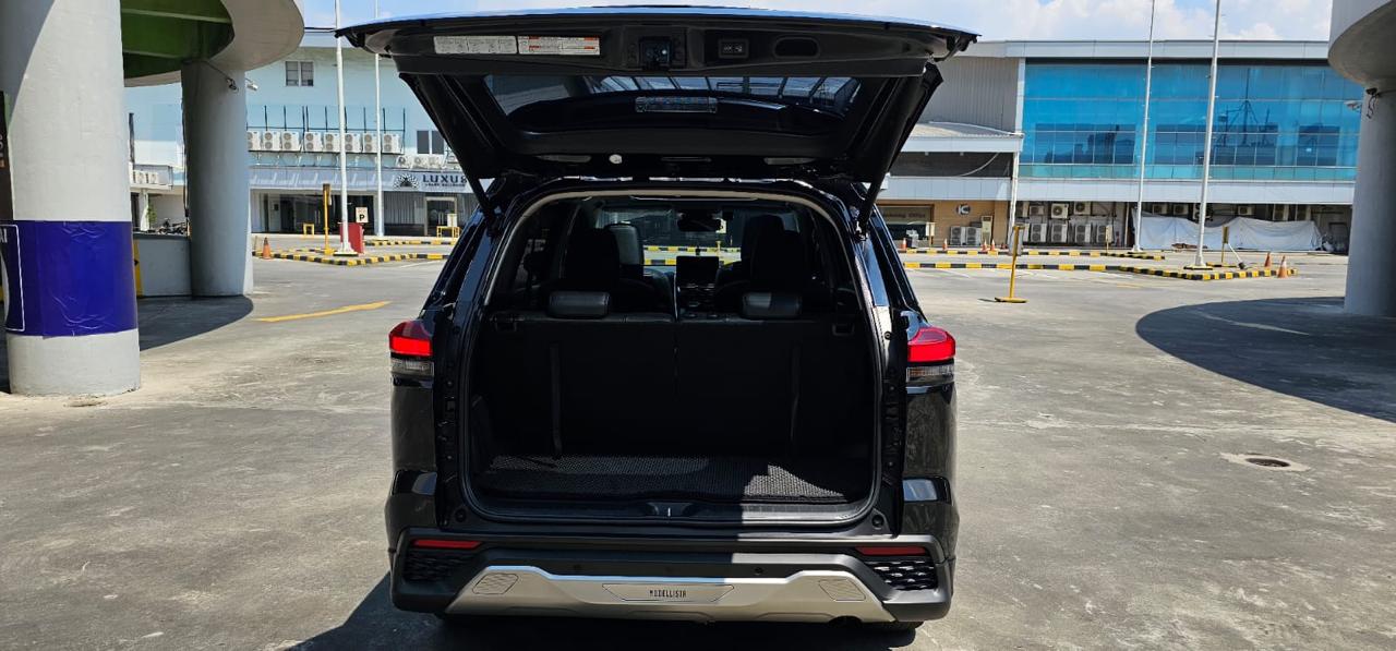 2023 Toyota Kijang Innova Zenix Hybrid EV 2023 Toyota Kijang Innova Zenix Hybrid EV