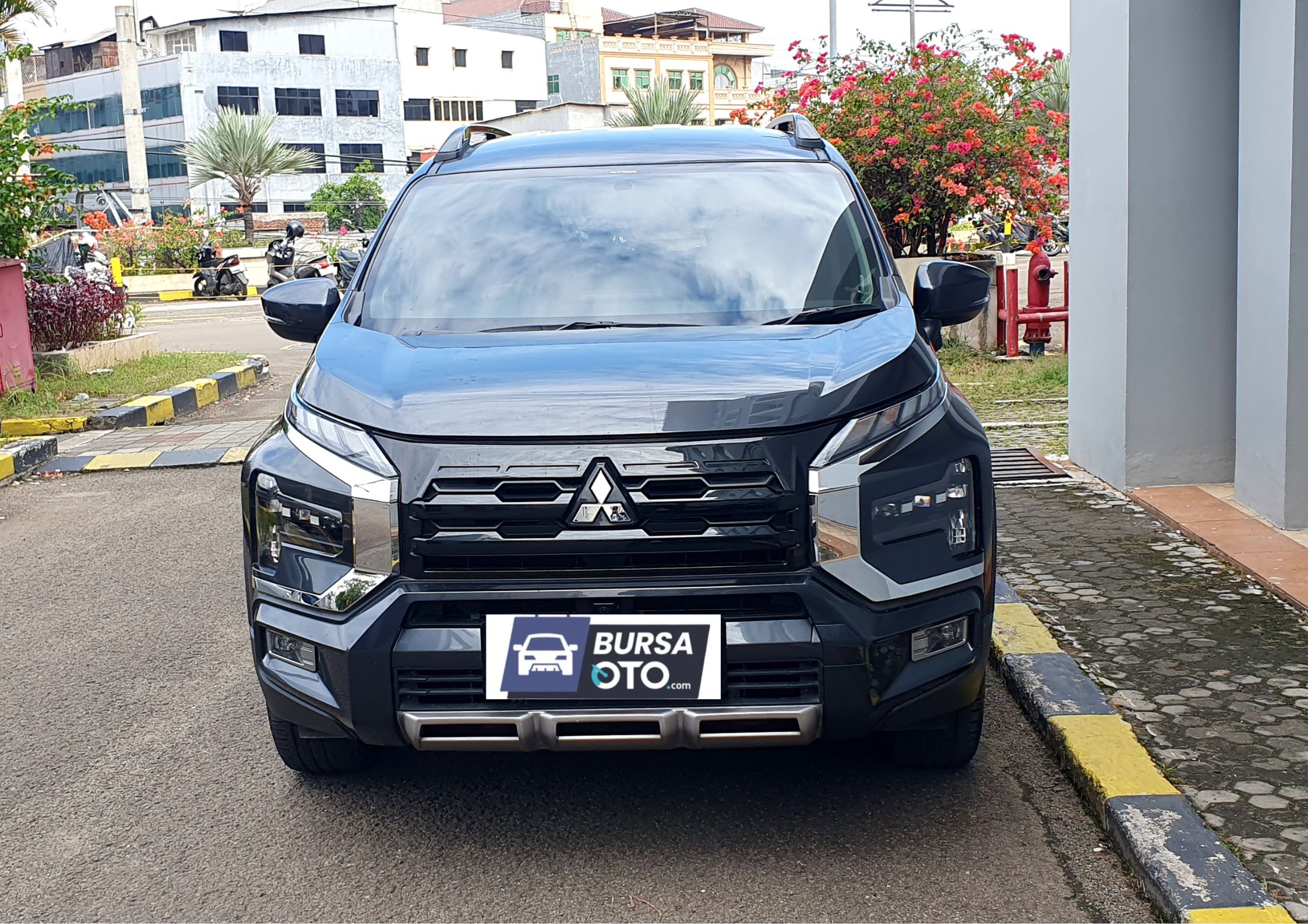Second Hand 2023 Mitsubishi Xpander Cross Second Hand 2023 Mitsubishi Xpander Cross