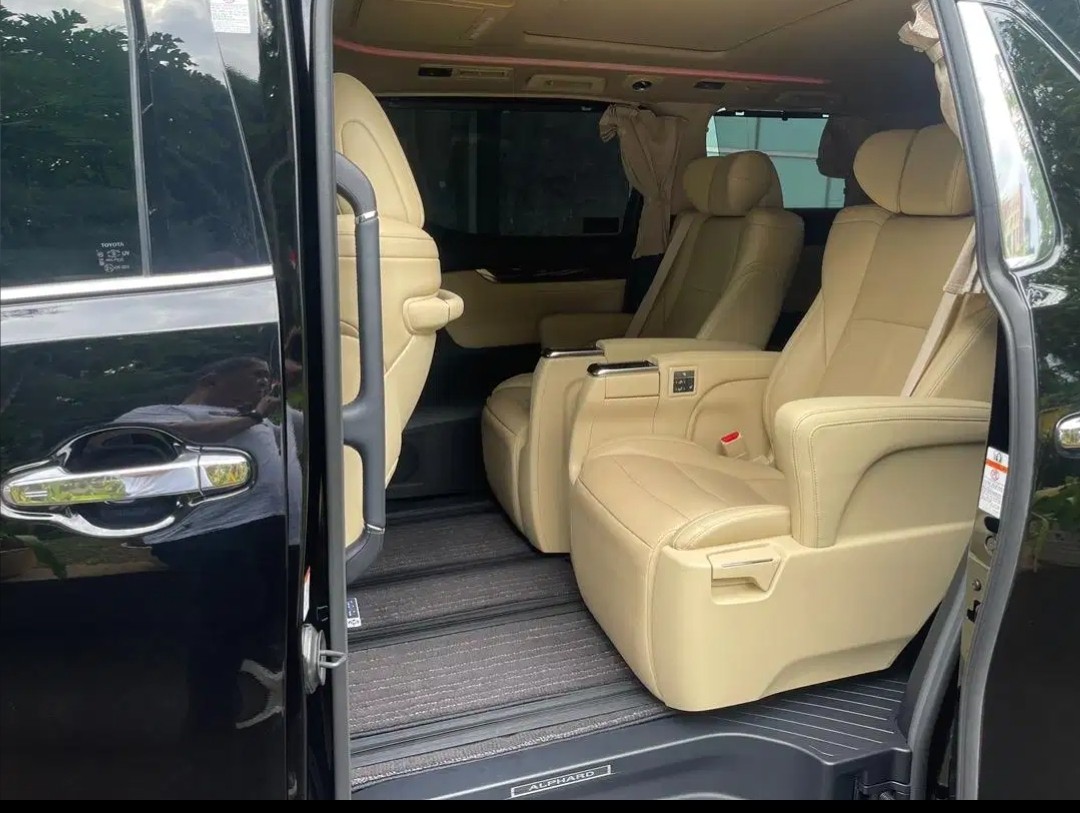 2021 Toyota Alphard 2021 Toyota Alphard