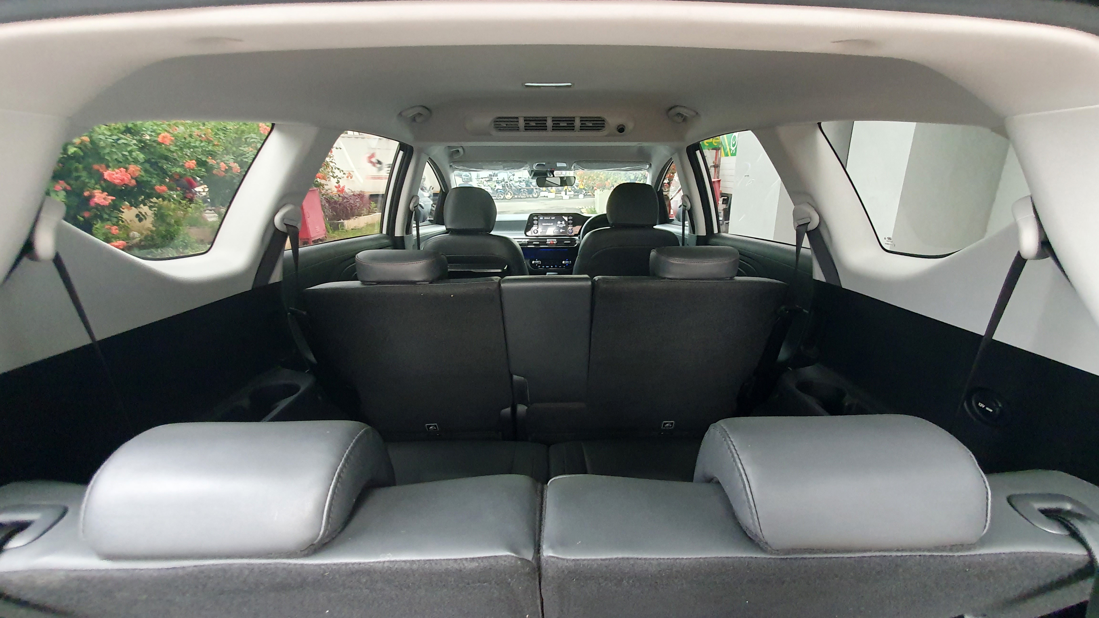 2023 Hyundai Stargazer X 2023 Hyundai Stargazer X