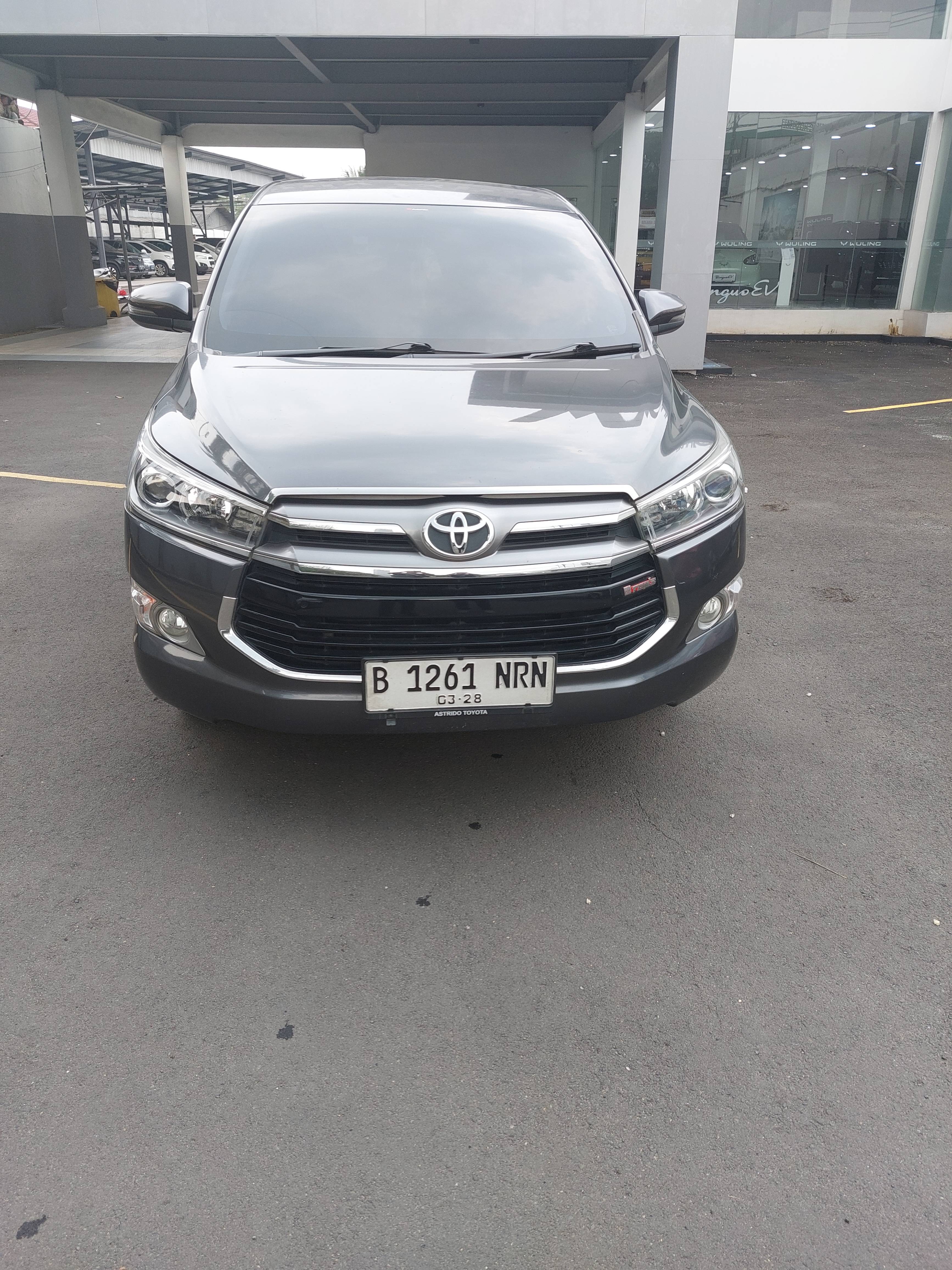 Second Hand 2018 Toyota Kijang Innova 2.0 V AT Second Hand 2018 Toyota Kijang Innova 2.0 V AT