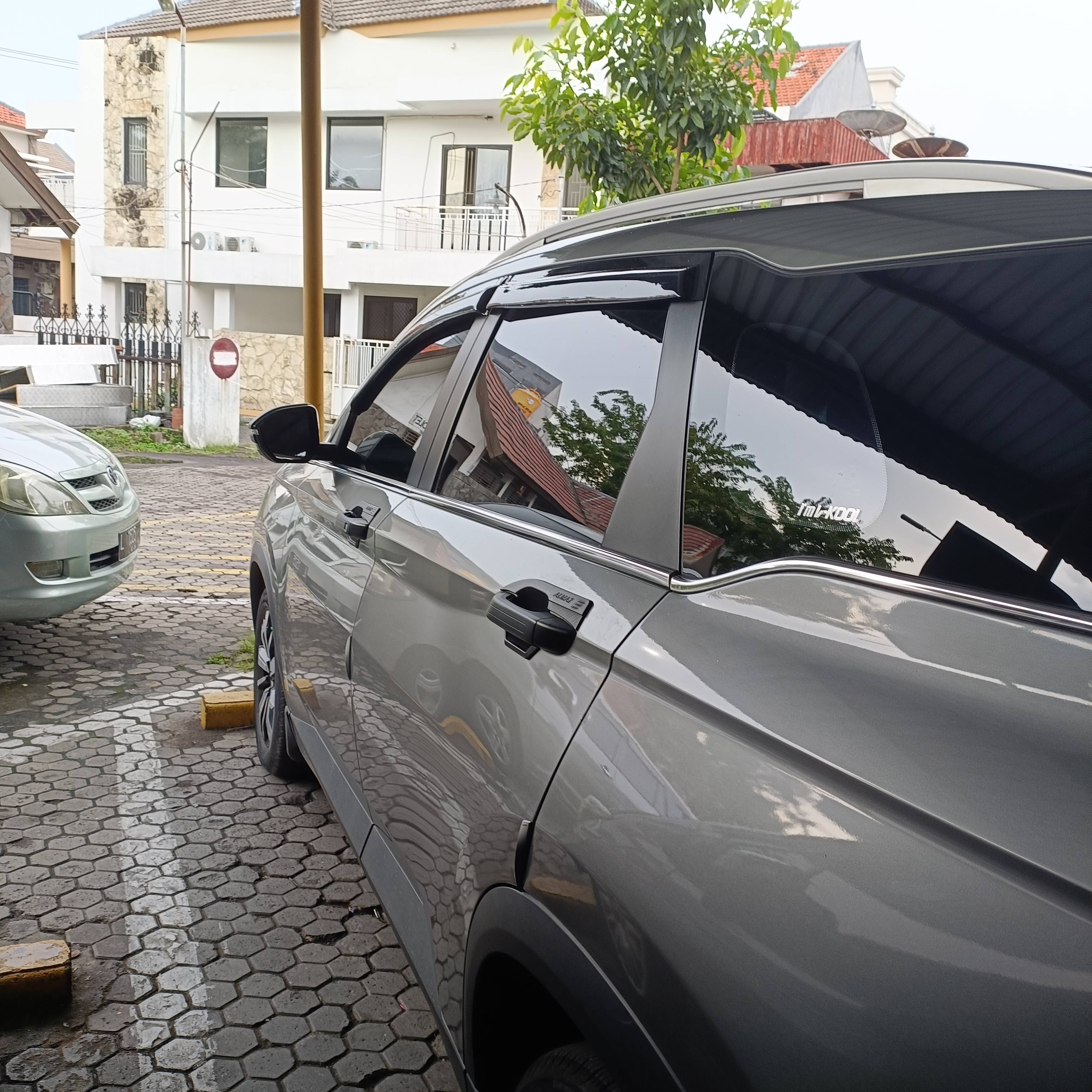 2021 Wuling Almaz 1.5 LT LUX + SC CVT  A/T 2021 Wuling Almaz 1.5 LT LUX + SC CVT  A/T