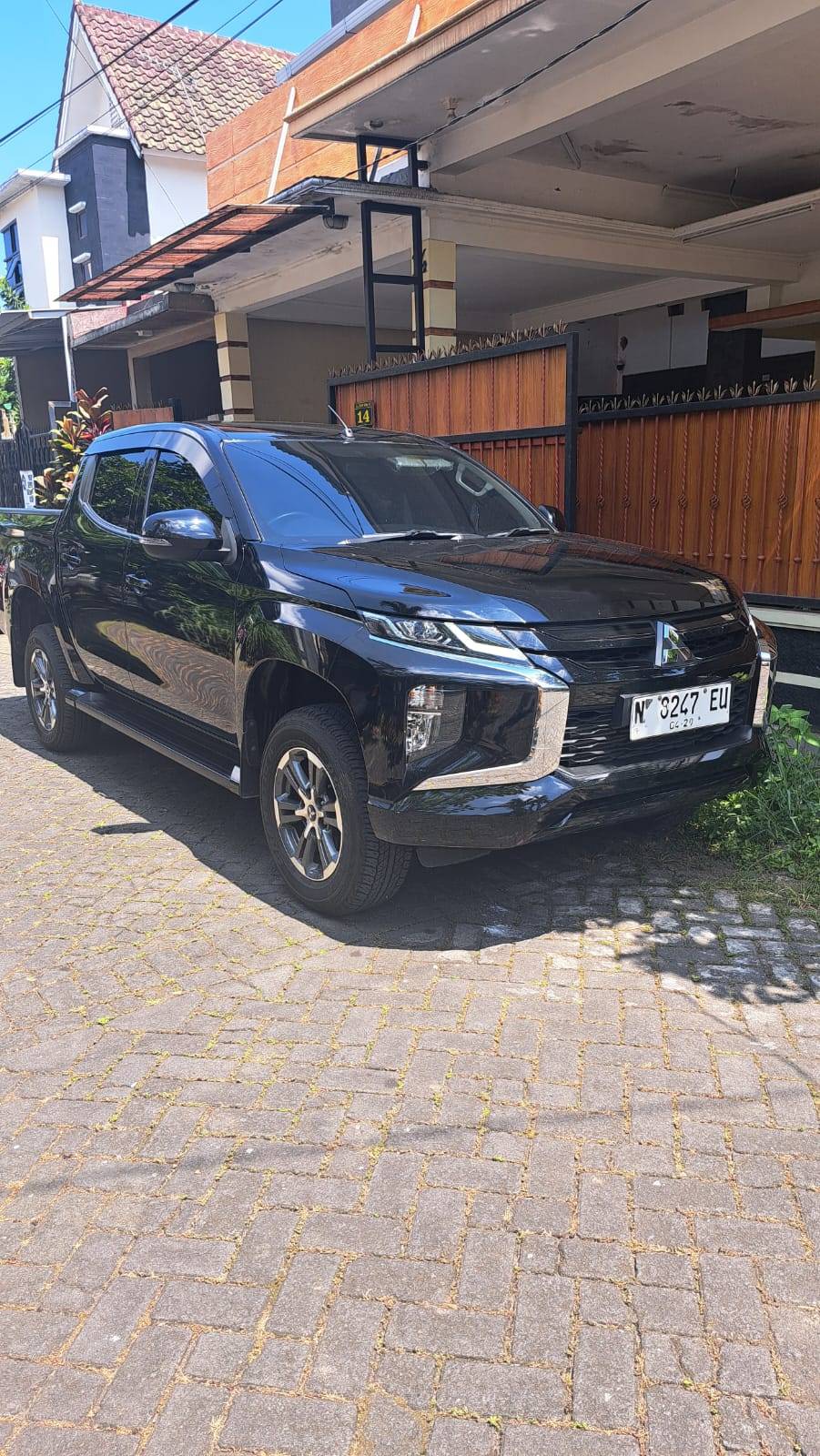 2023 Mitsubishi Triton  Exceed MT Double Cab 4WD Bekas 2023 Mitsubishi Triton  Exceed MT Double Cab 4WD Bekas