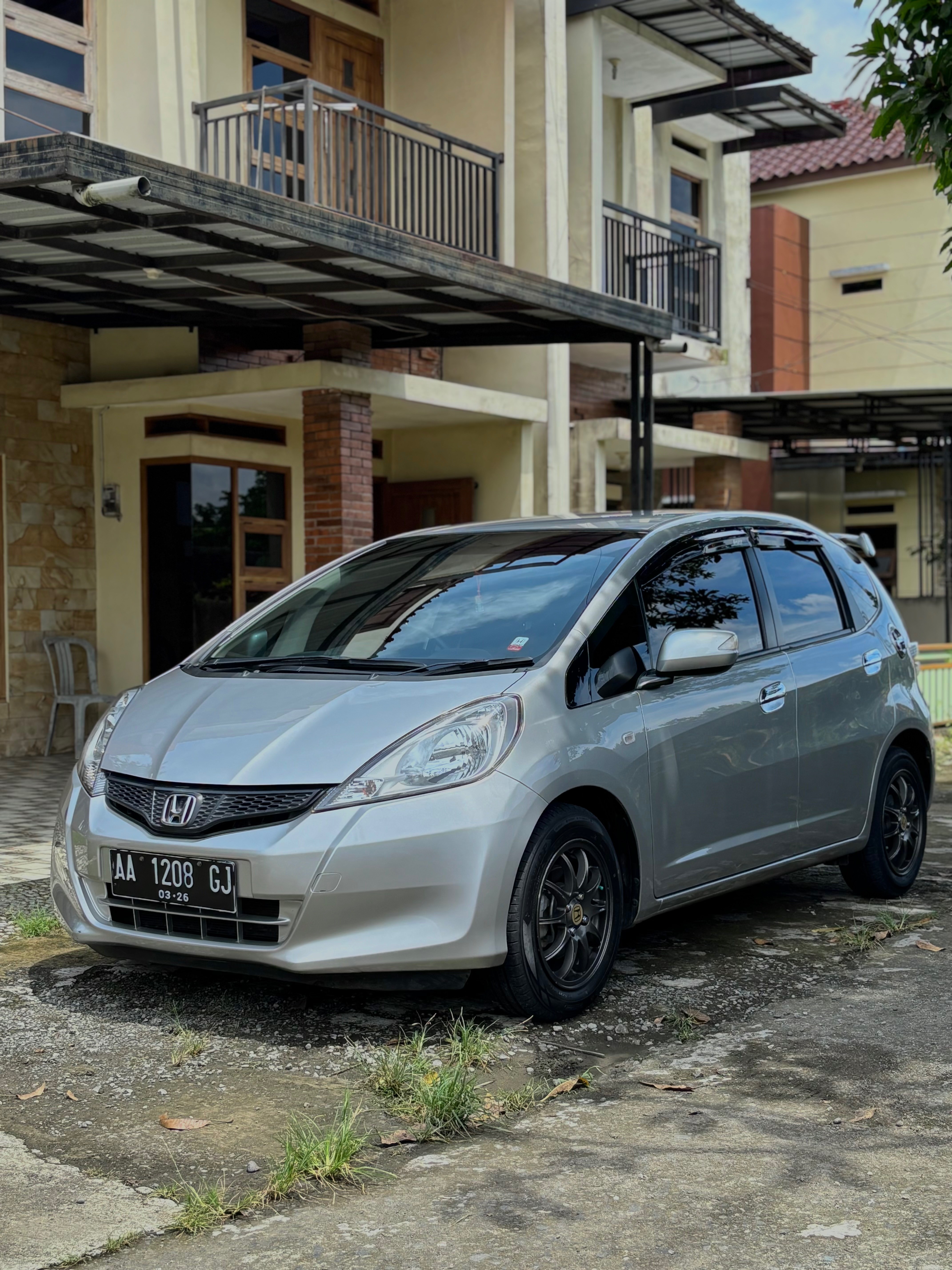 2013 Honda Jazz  1.5L S MT 2013 Honda Jazz  1.5L S MT