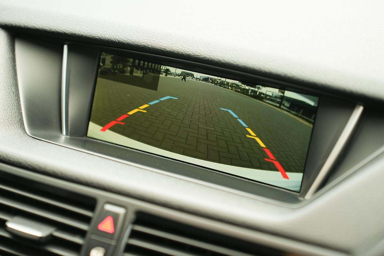 2016 BMW X1  SDRIVE 18i AT CKD 2016 BMW X1  SDRIVE 18i AT CKD