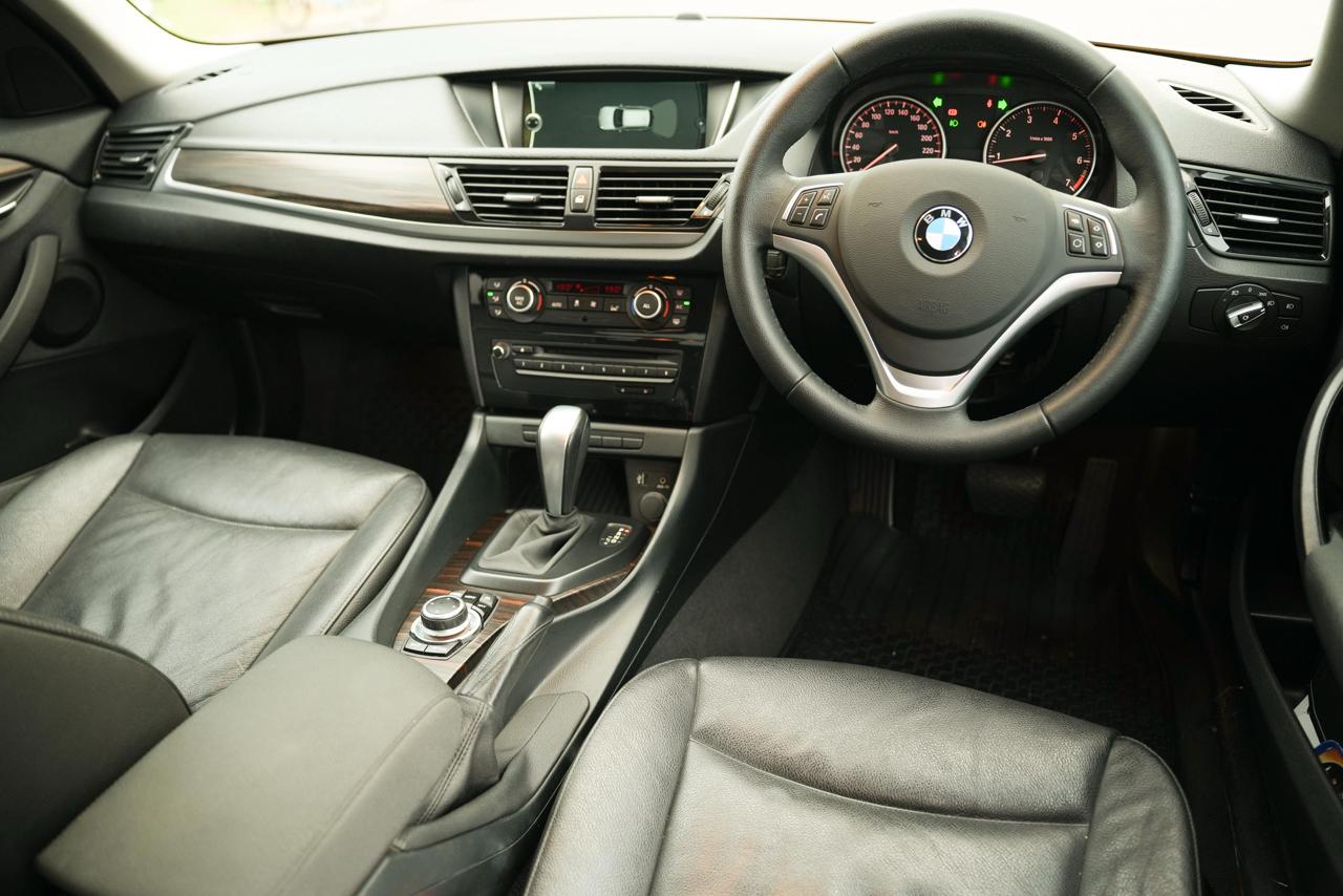 2016 BMW X1  SDRIVE 18i AT CKD 2016 BMW X1  SDRIVE 18i AT CKD