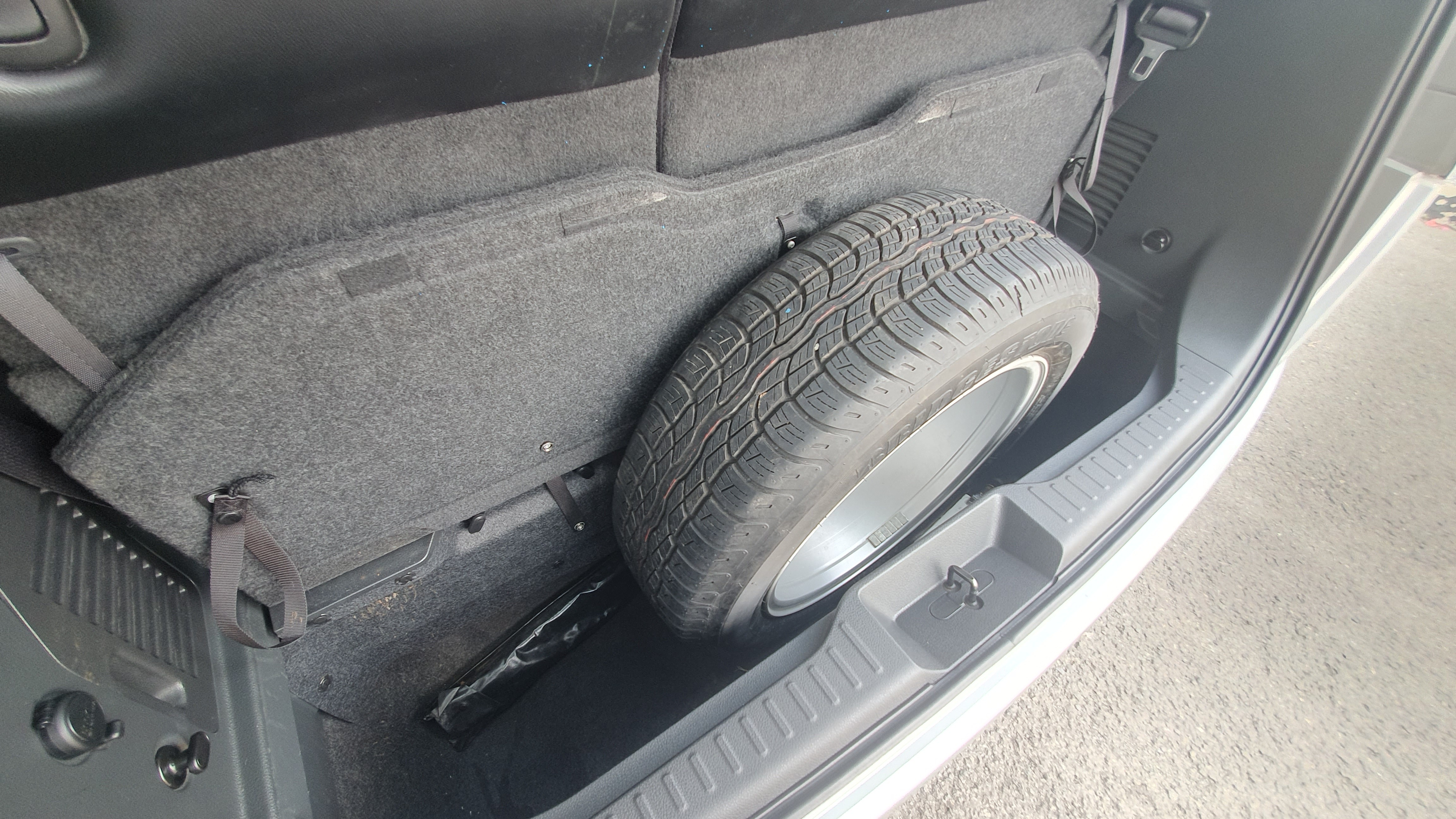 2013 Nissan Elgrand 2013 Nissan Elgrand