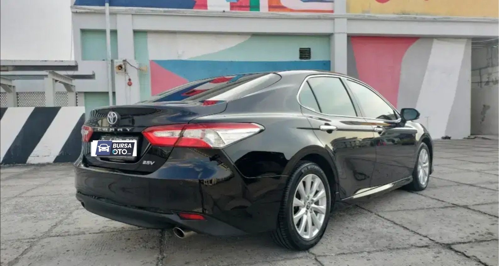 2019 Toyota Camry V 2.5L AT 2019 Toyota Camry V 2.5L AT