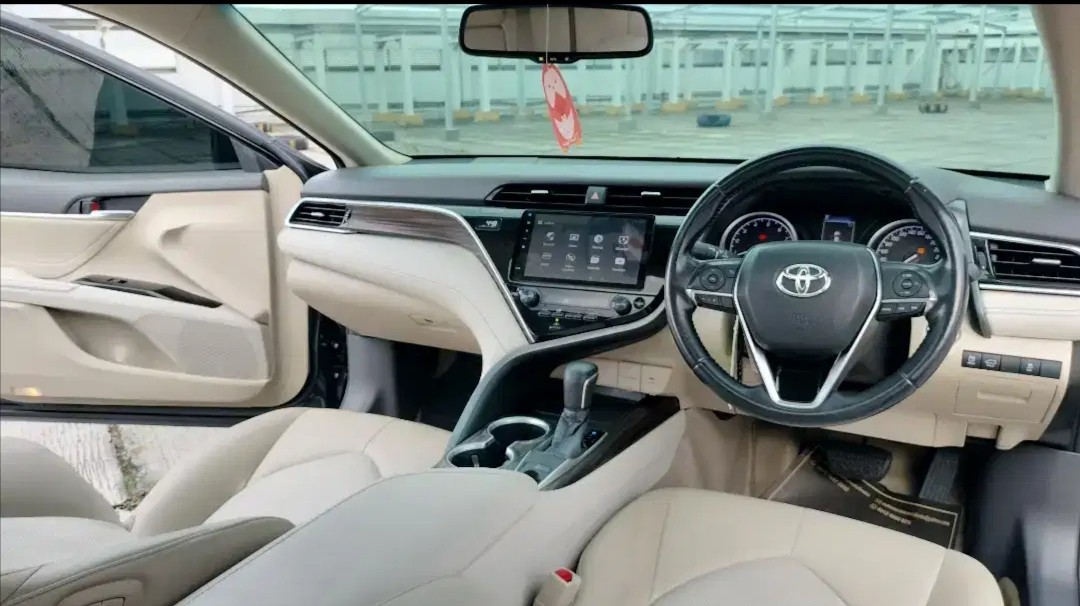 2019 Toyota Camry V 2.5L AT 2019 Toyota Camry V 2.5L AT