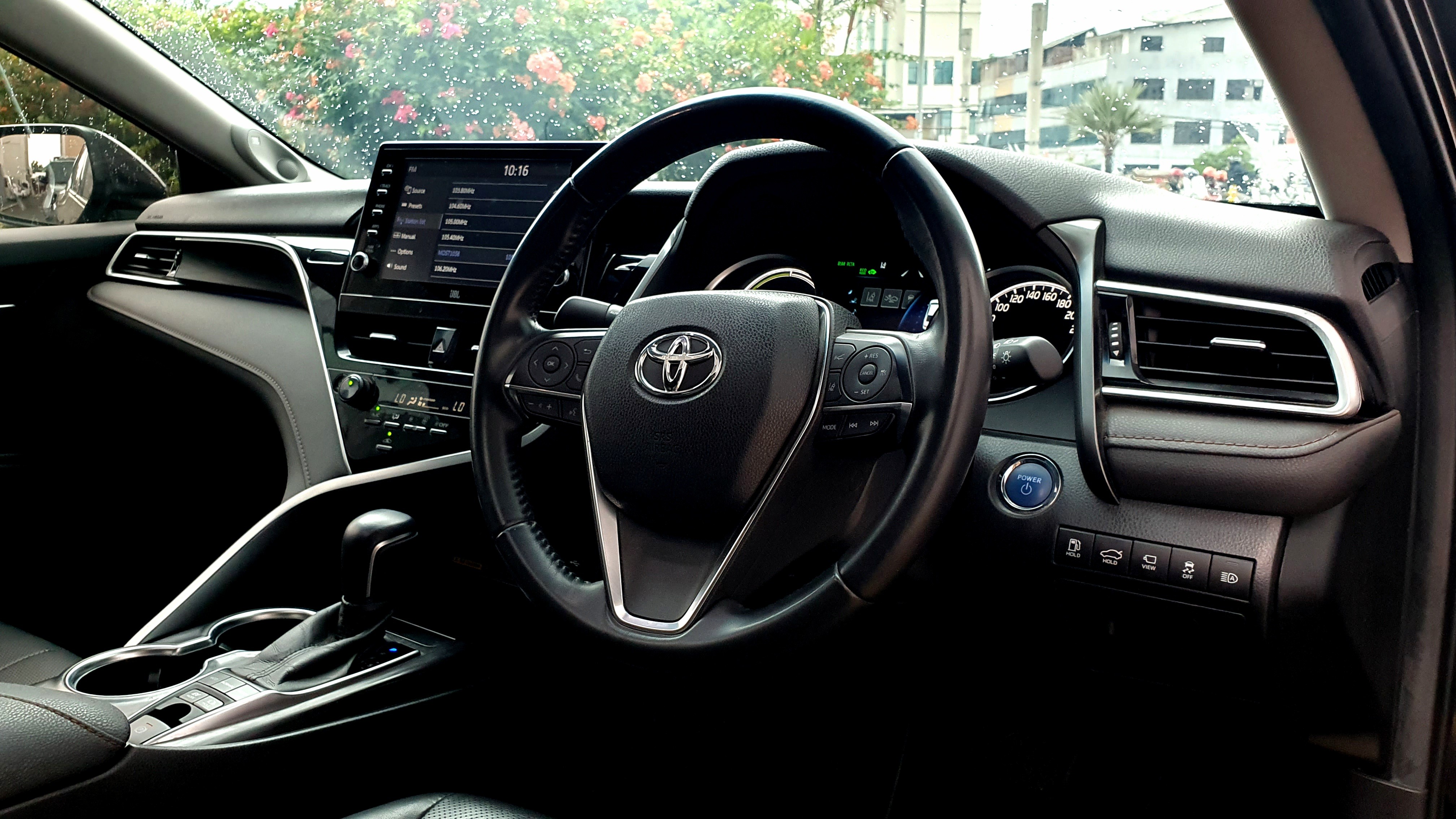 2022 Toyota Camry Hybrid 2022 Toyota Camry Hybrid