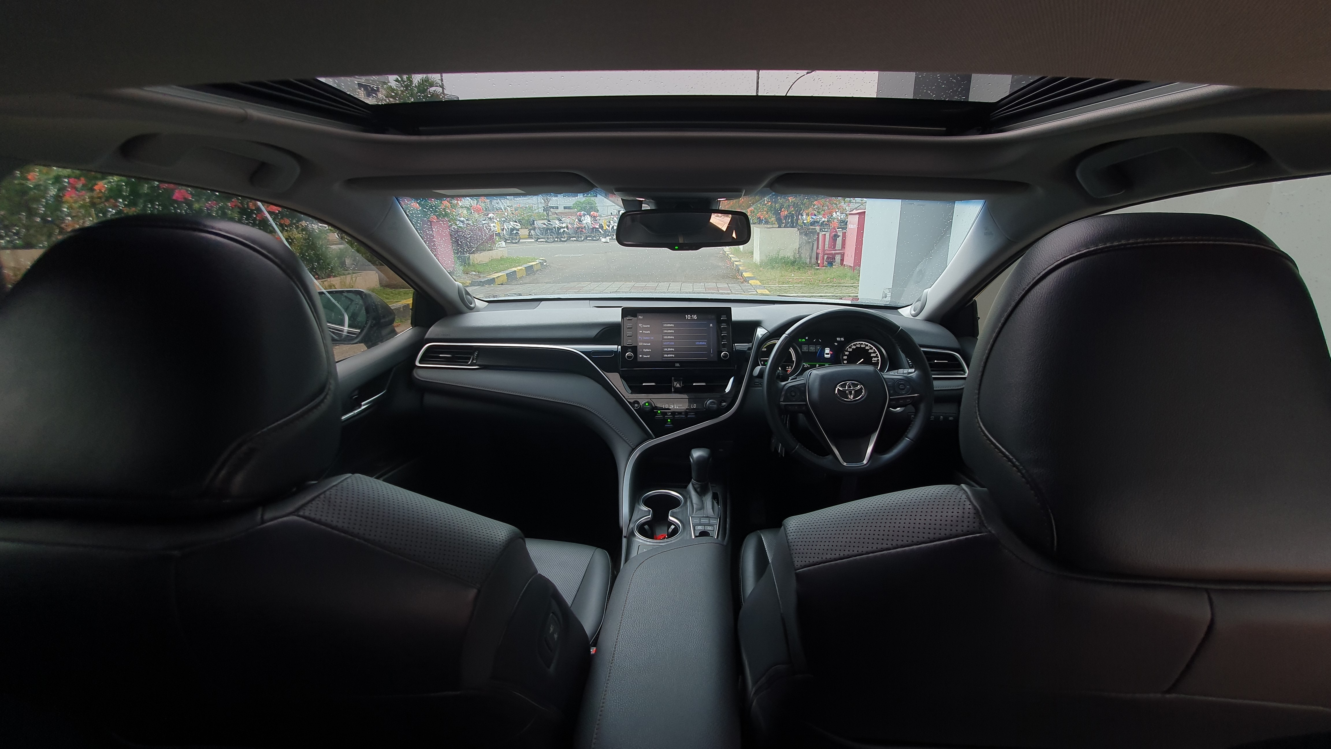 2022 Toyota Camry Hybrid 2022 Toyota Camry Hybrid