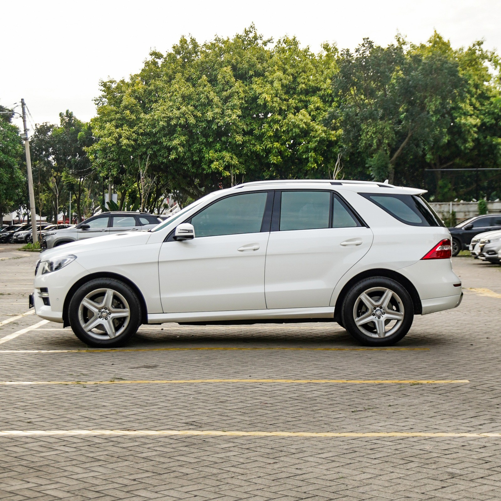 2015 Mercedes Benz ML-Class 2015 Mercedes Benz ML-Class
