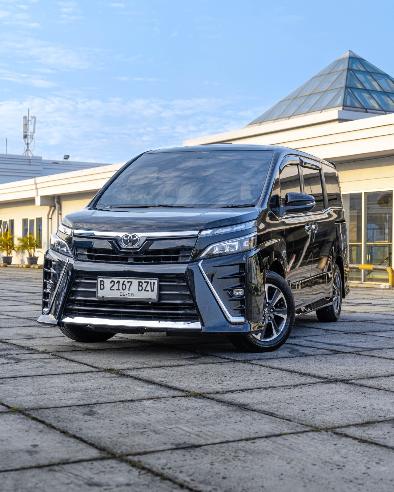 2018 Toyota Voxy Bekas 2018 Toyota Voxy Bekas