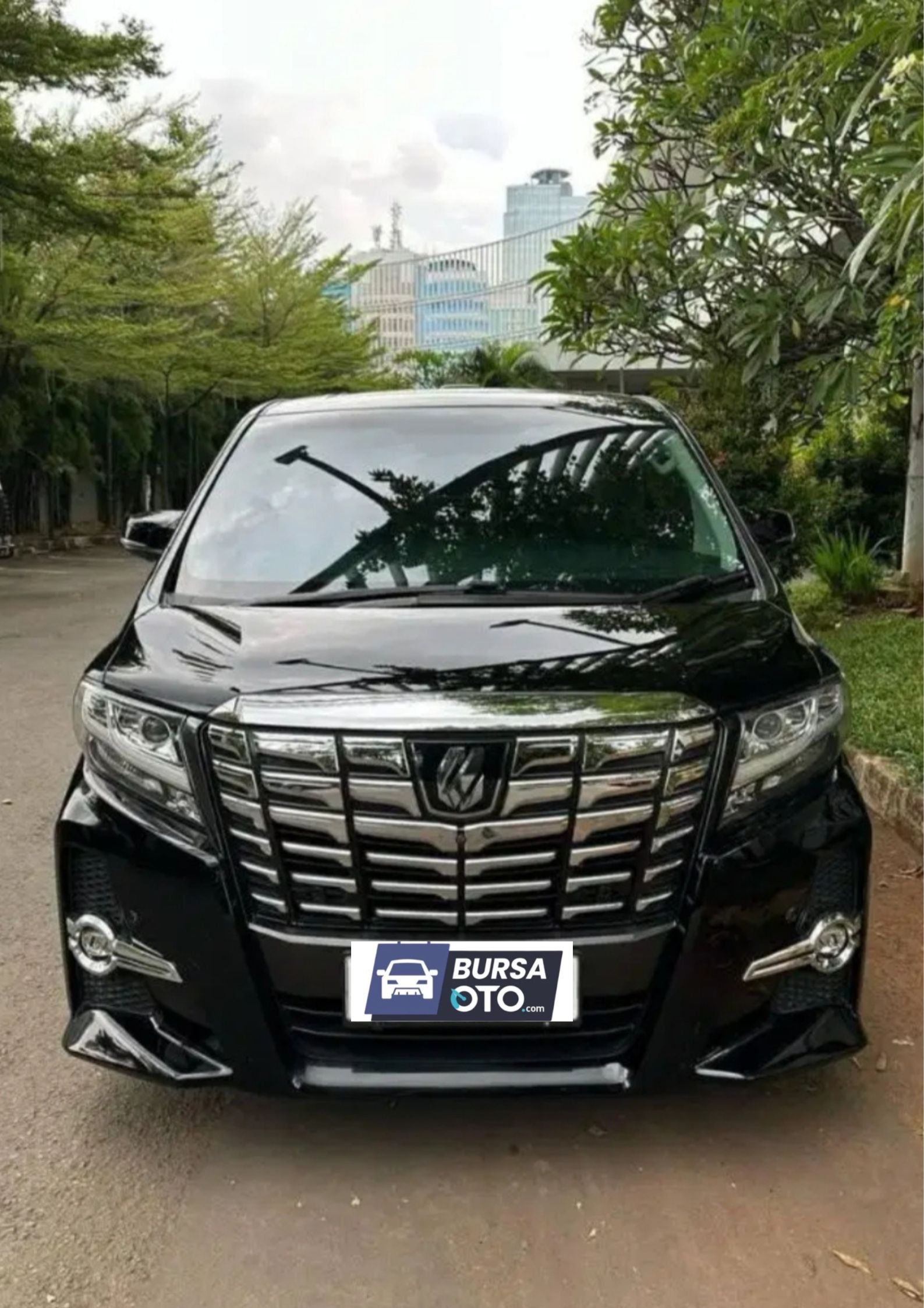 Second Hand 2016 Toyota Alphard Second Hand 2016 Toyota Alphard