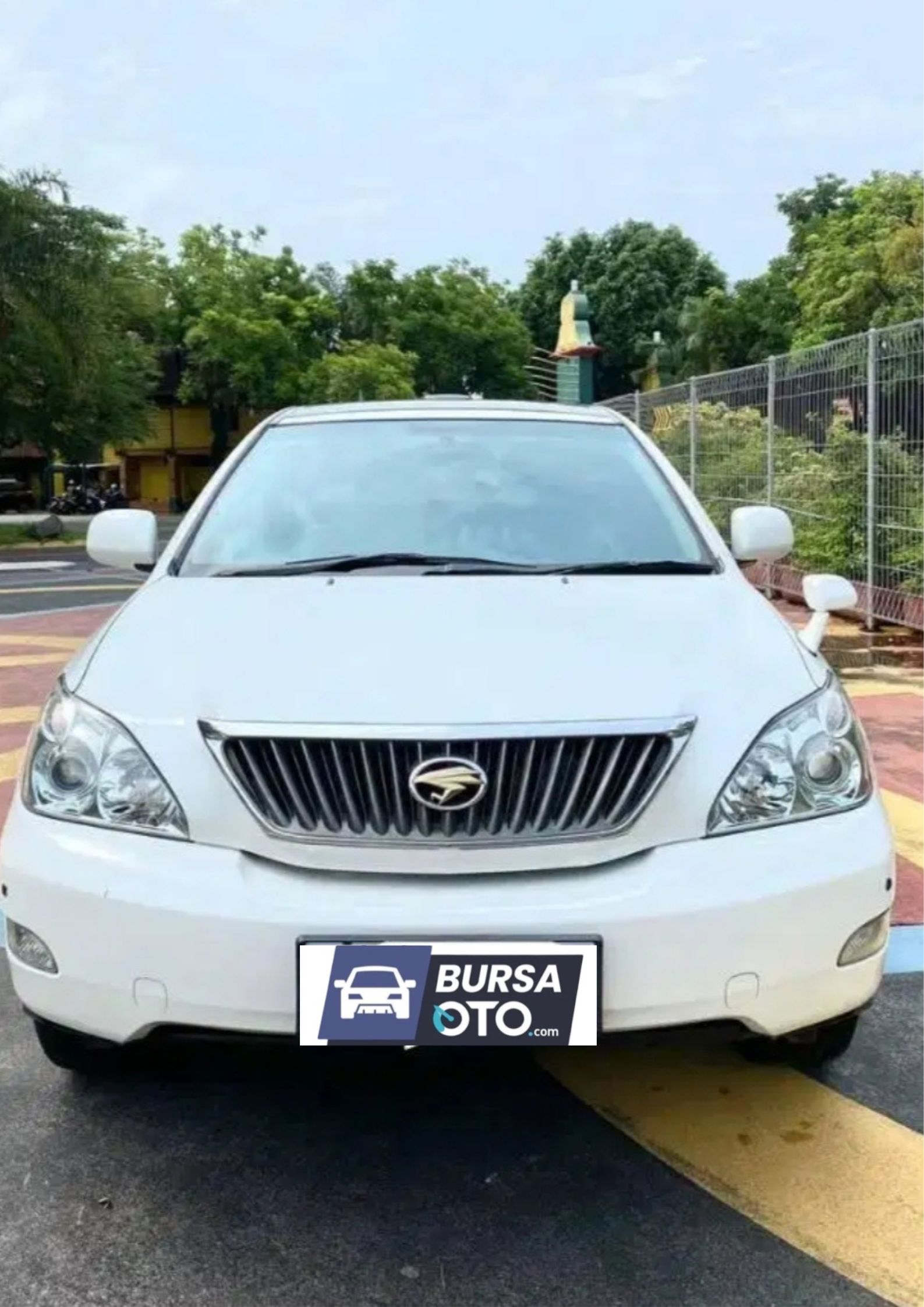2011 Toyota Harrier Bekas 2011 Toyota Harrier Bekas