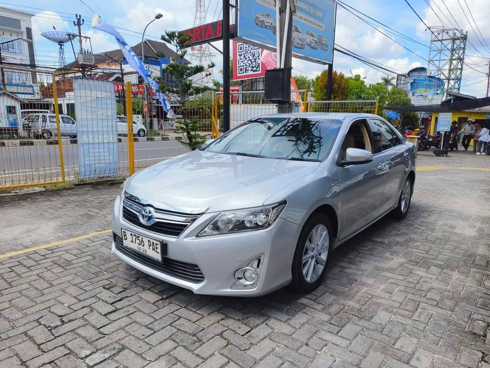 2012 Toyota Camry  Hybrid AT 2012 Toyota Camry  Hybrid AT