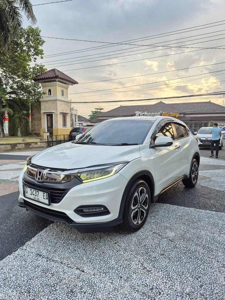 2020 Honda HRV  SE 1.5L AT 2020 Honda HRV  SE 1.5L AT