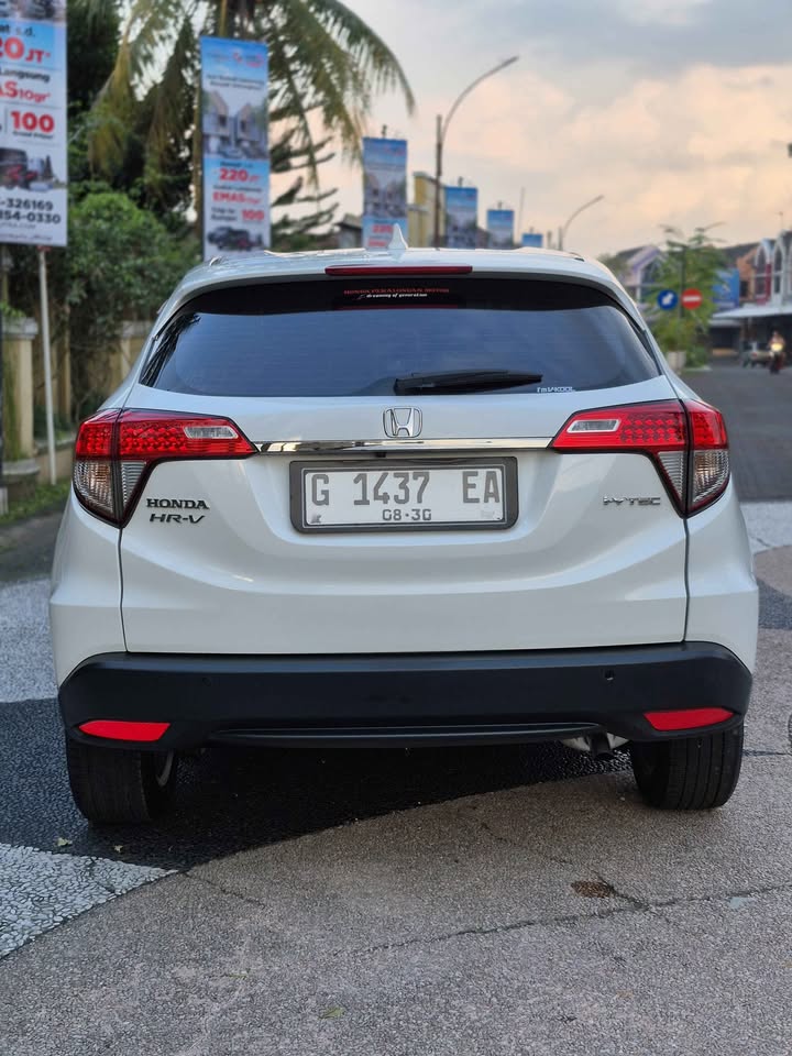 2020 Honda HRV  SE 1.5L AT 2020 Honda HRV  SE 1.5L AT