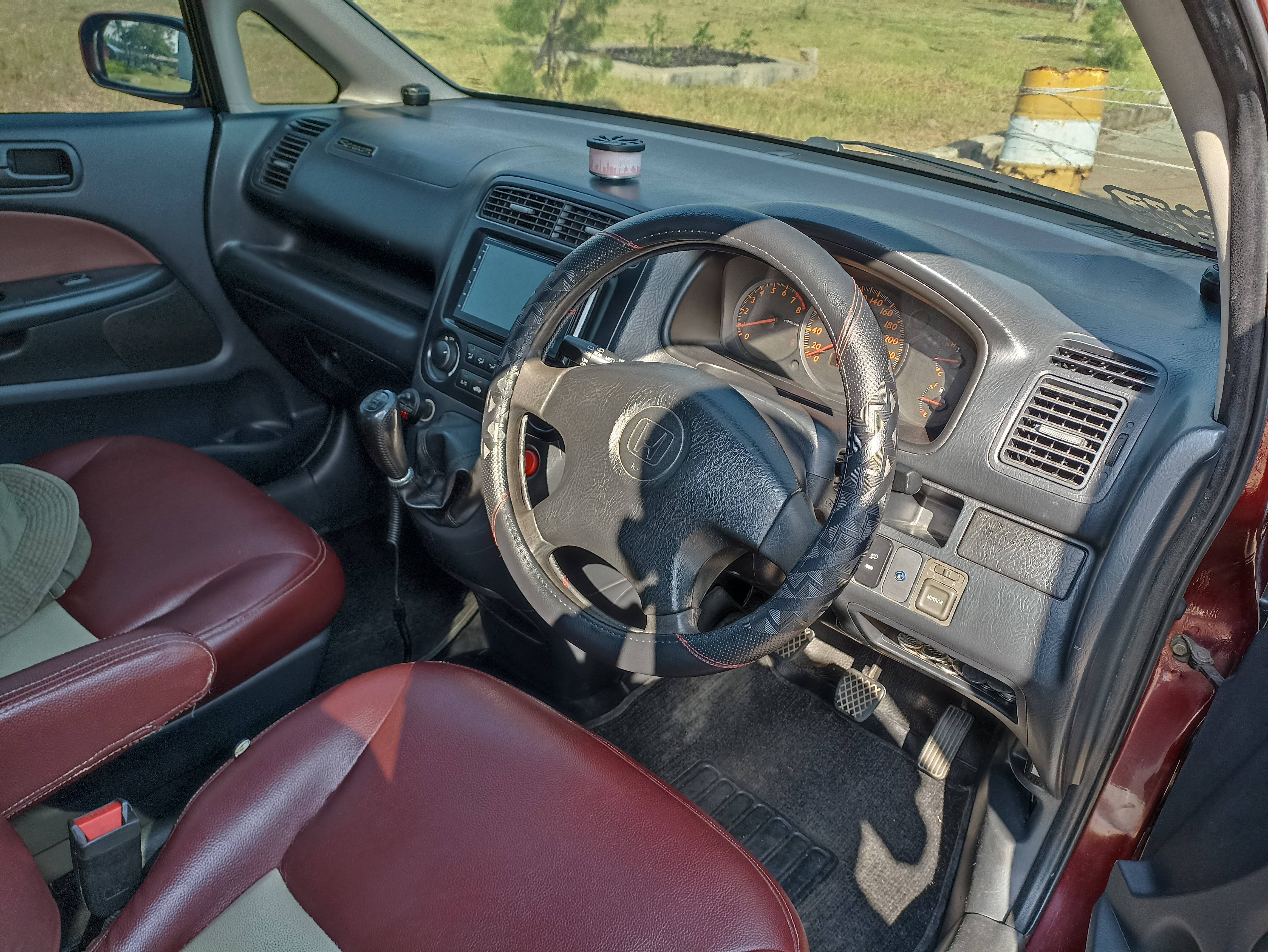 2003 Honda Stream T:1.7 M/T 2003 Honda Stream T:1.7 M/T