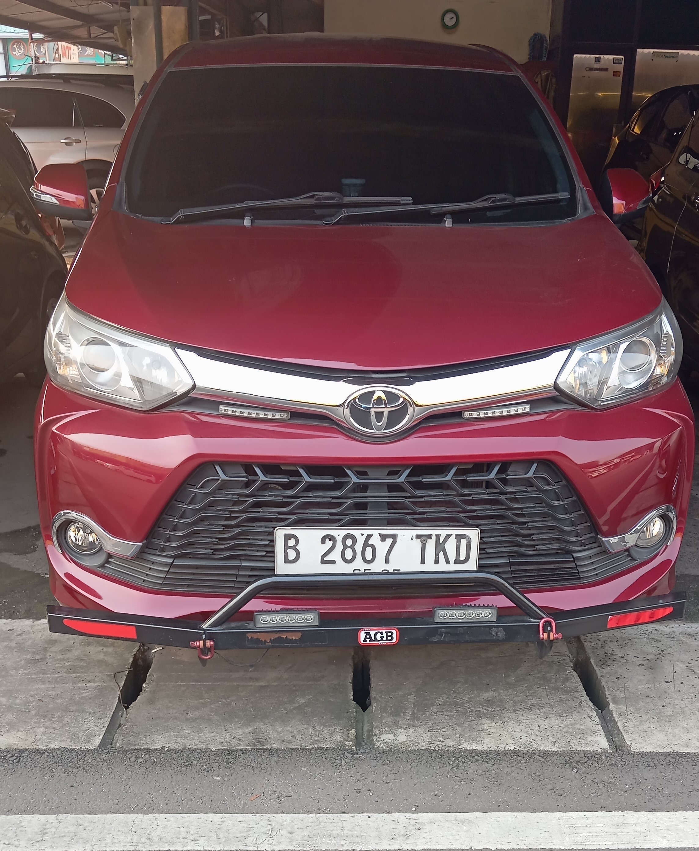 Second Hand 2016 Toyota Avanza Veloz Second Hand 2016 Toyota Avanza Veloz