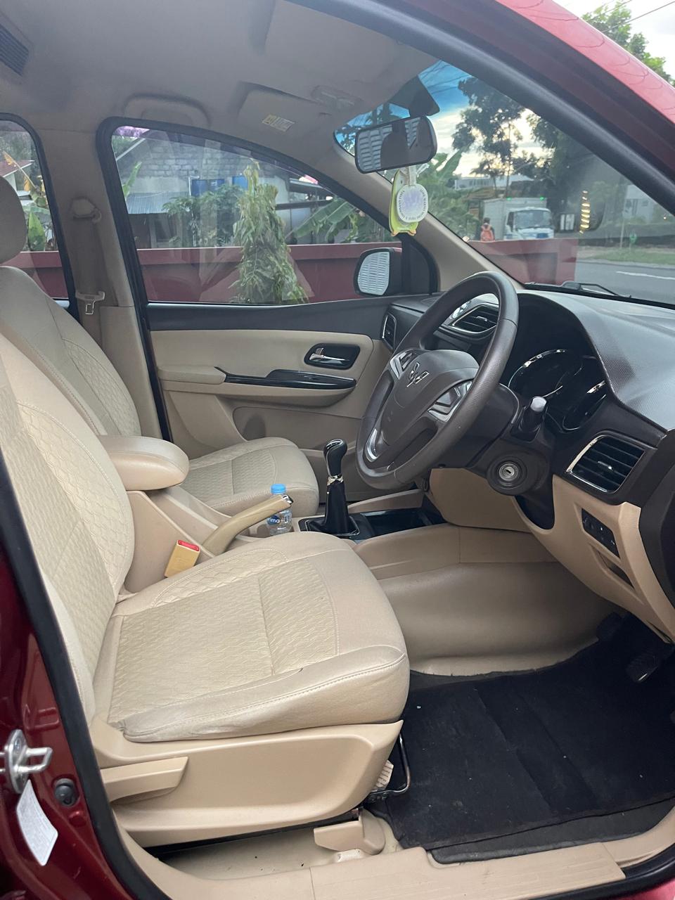 2017 Wuling Confero S 1.5L MT 2017 Wuling Confero S 1.5L MT