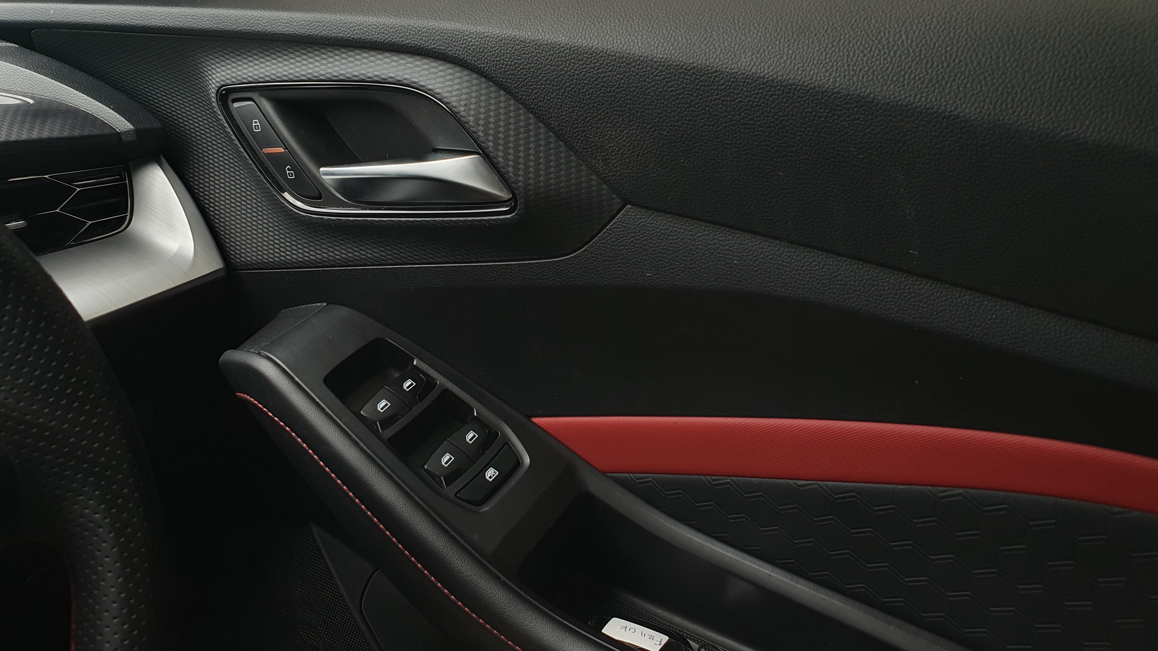 2024 MG 5 GT 2024 MG 5 GT