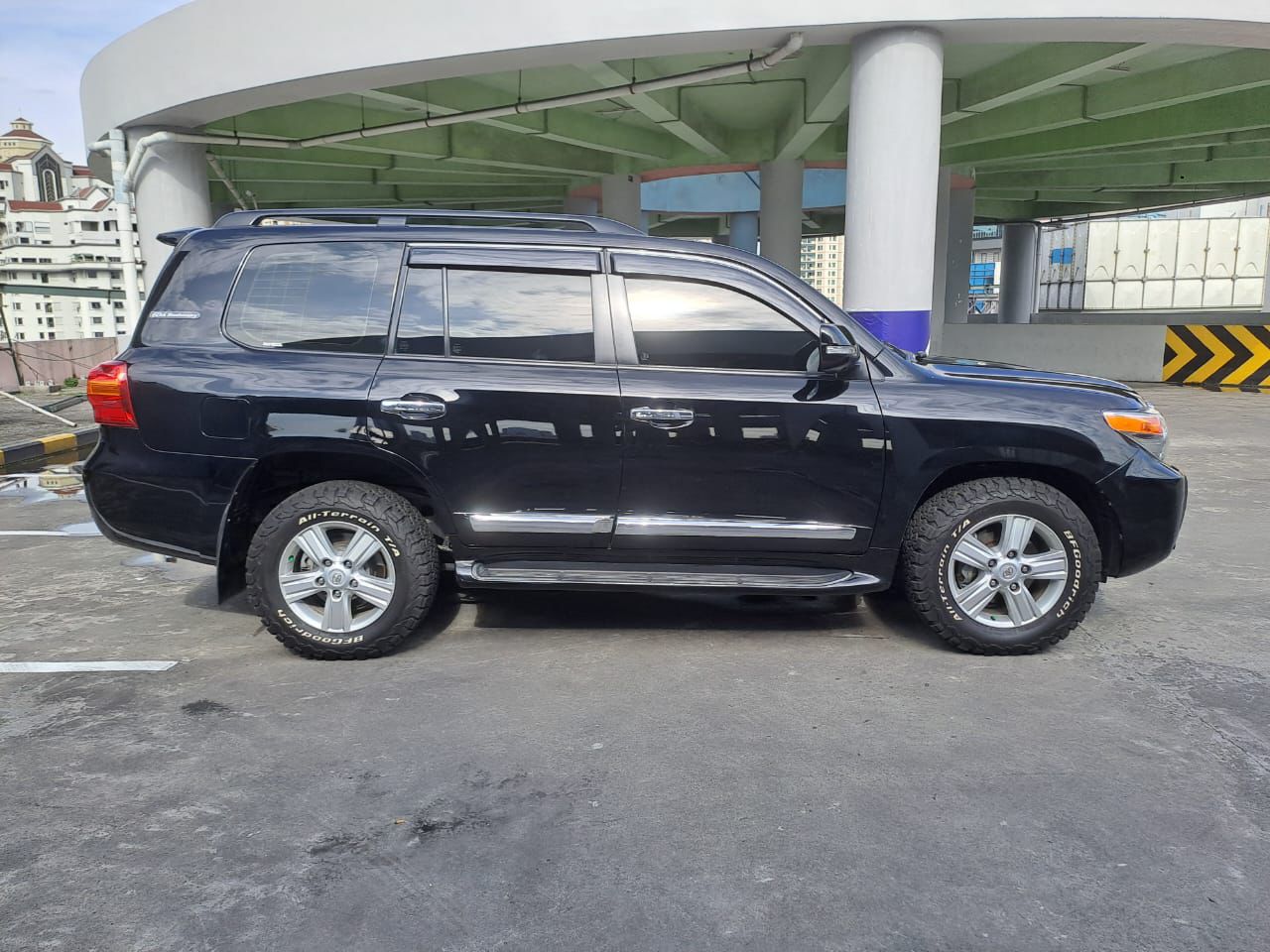 2012 Toyota Land Cruiser 2012 Toyota Land Cruiser