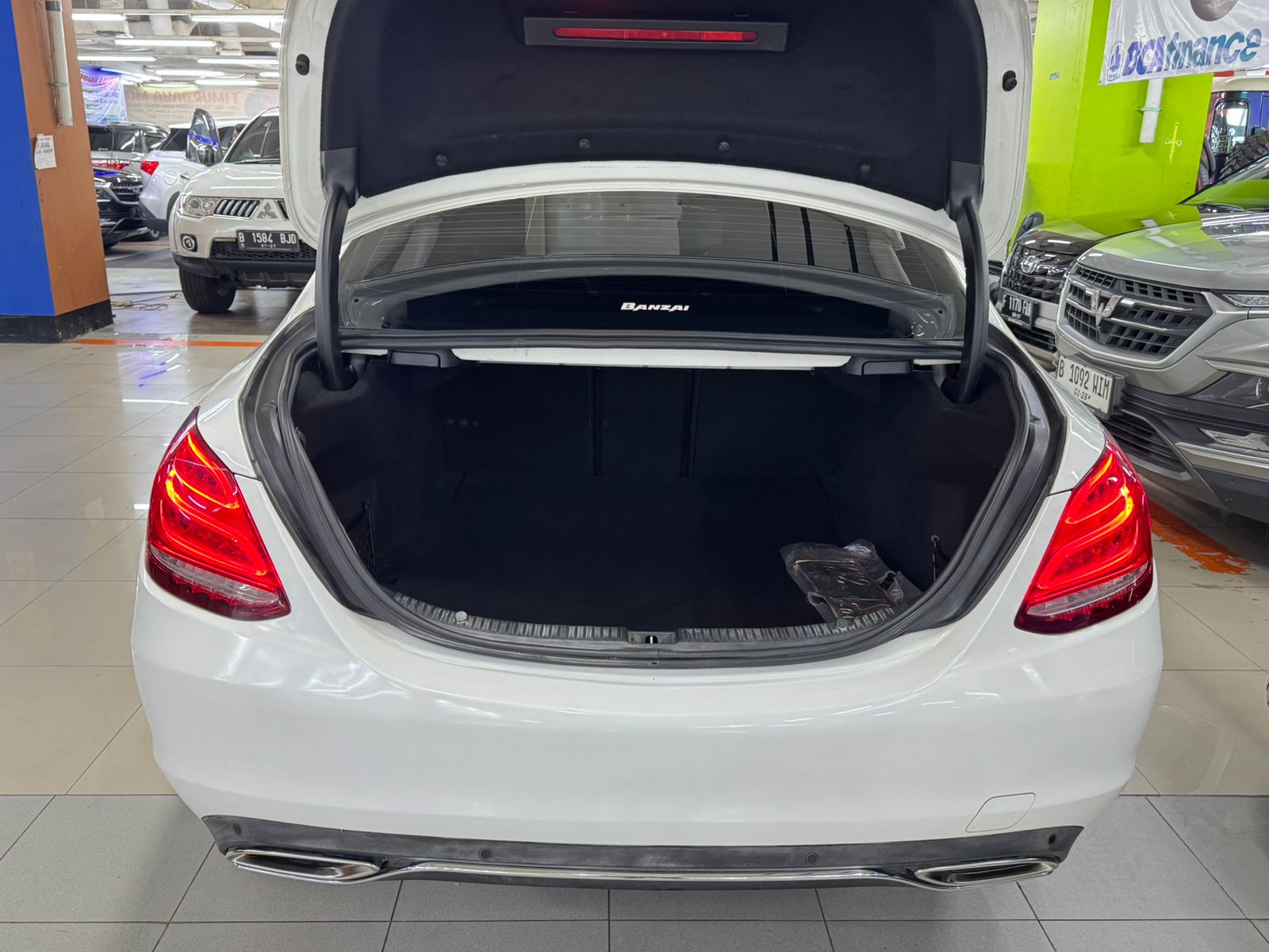 2016 Mercedes Benz C-Class Sedan 2016 Mercedes Benz C-Class Sedan